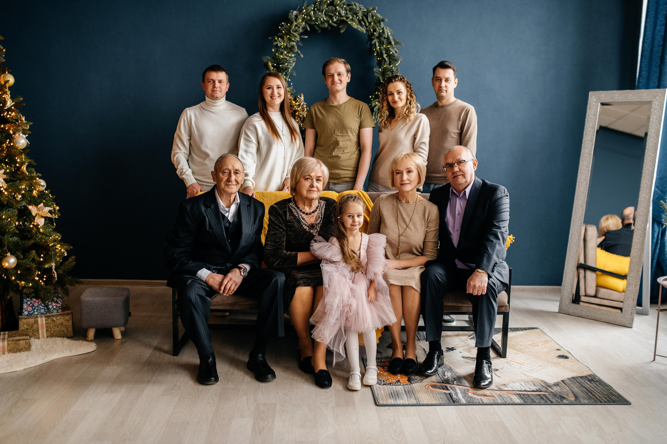 Новогодняя фотосессия большой семьи. Катя Курлович — семейный фотограф в Бобруйске и Минске