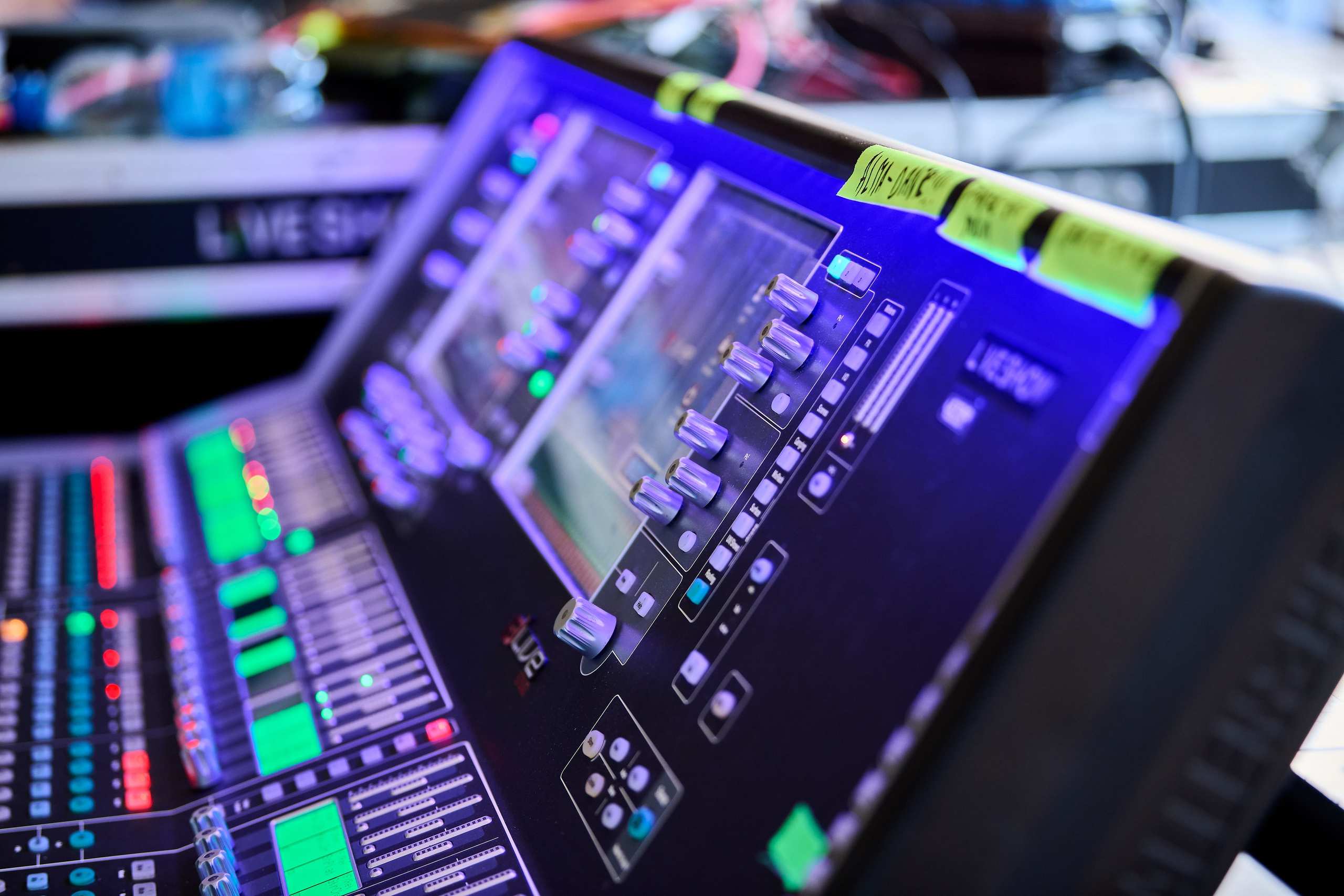 Фотограф и концертный звукорежиссер