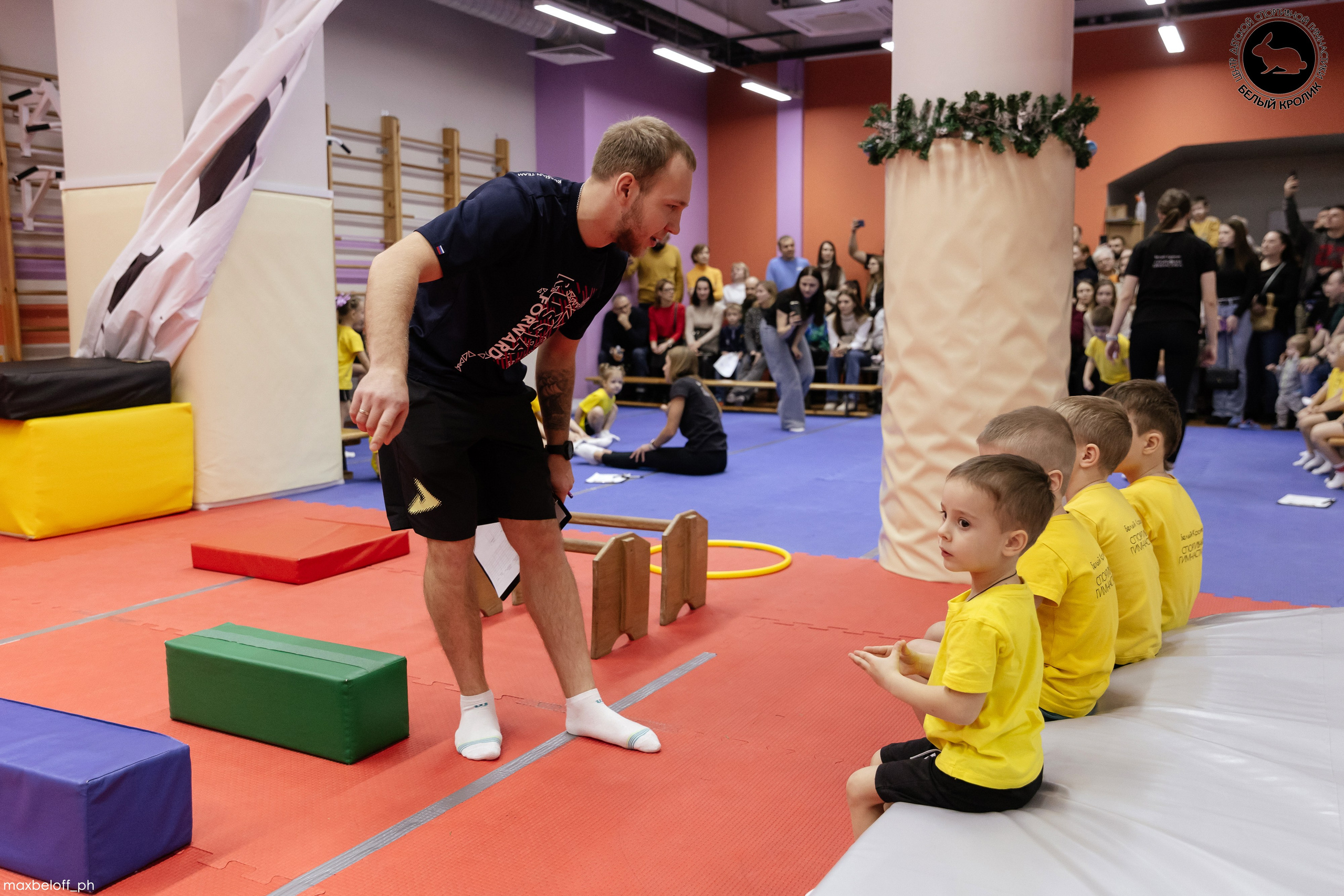 Белый кролик. Соревнования. Семейный фотограф — Макс Белогрудов