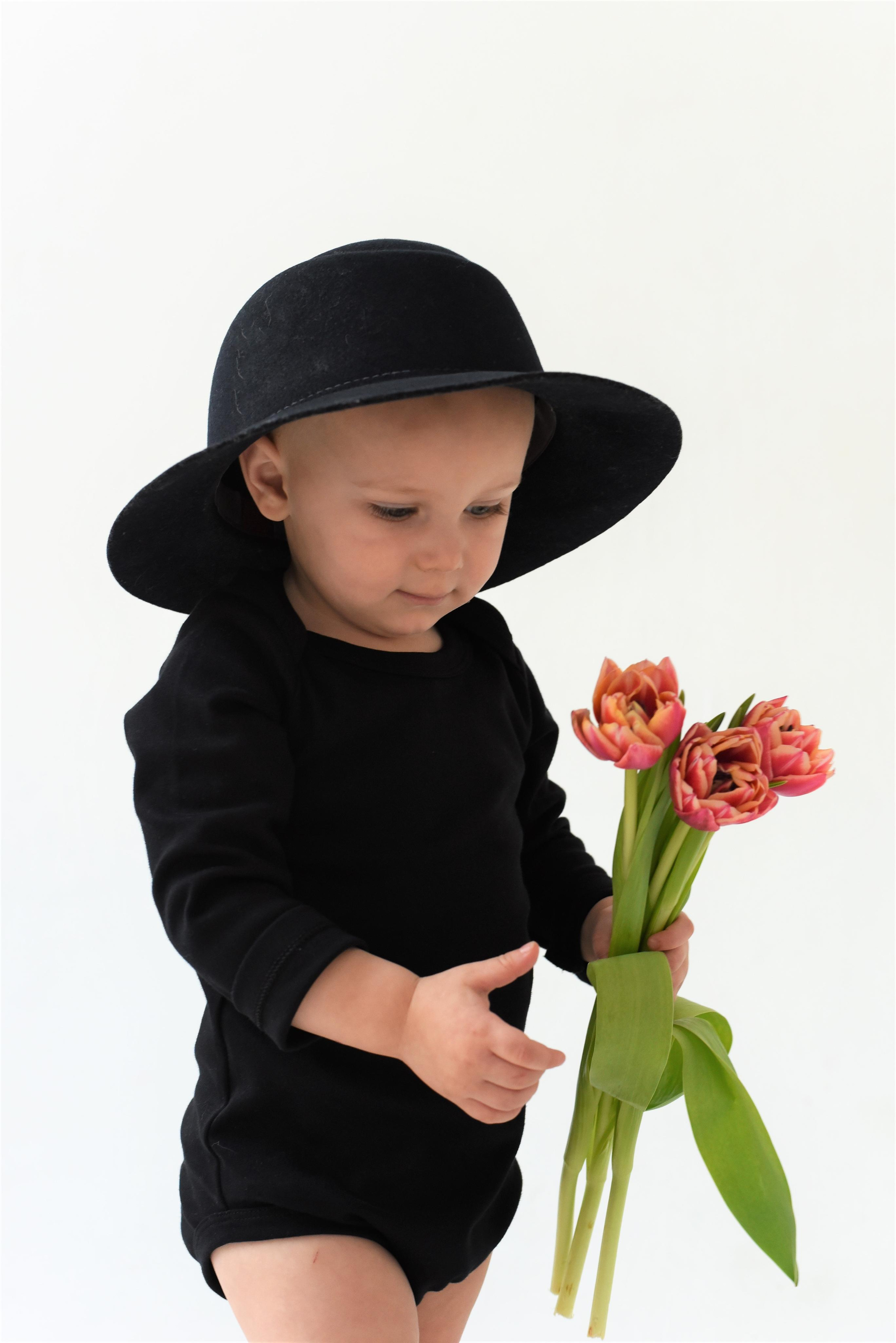 Студийная съемка стиле минимализм. Мама и дети. Женский и семейный фотограф Людмила Богачкина