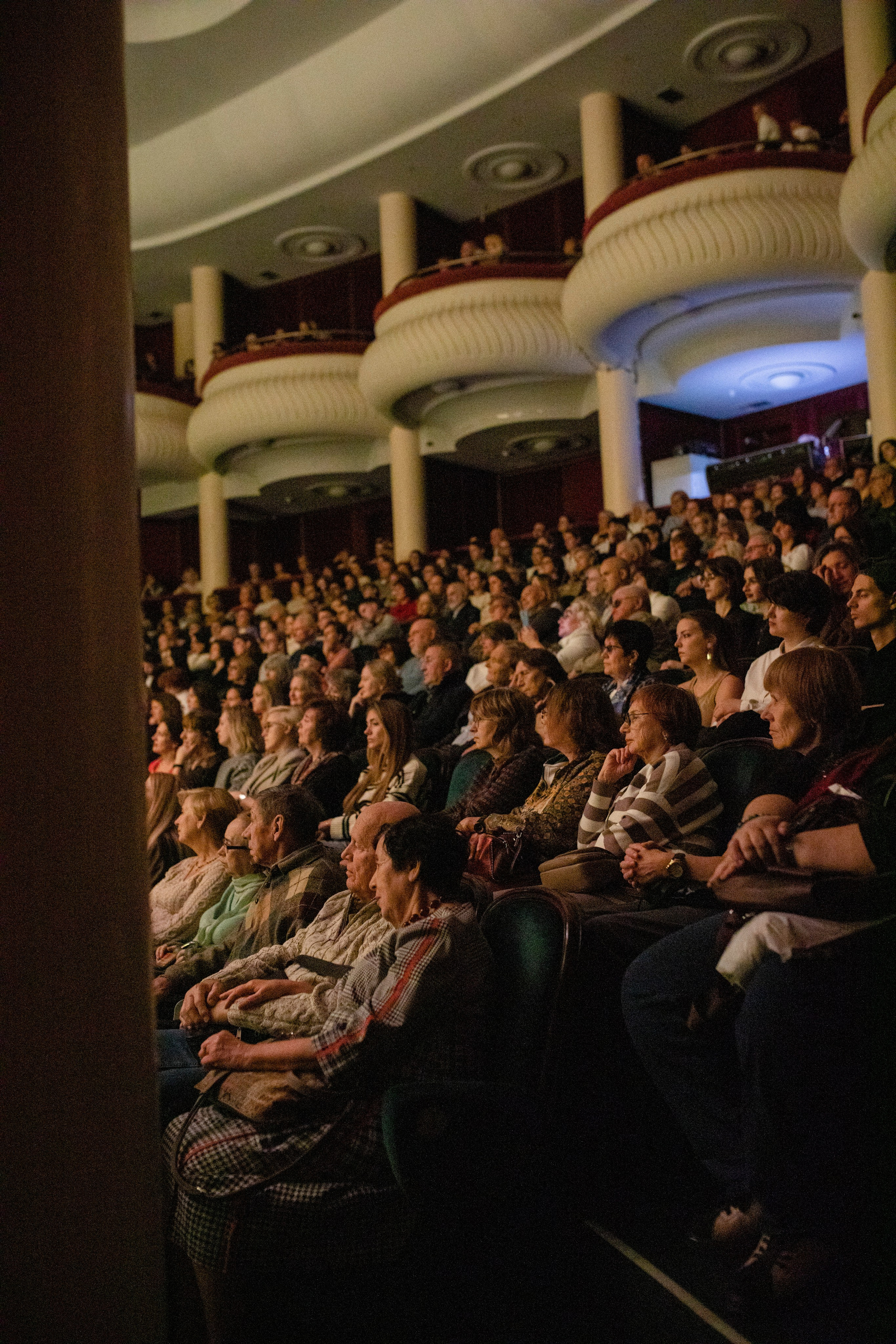 Елена Фролова. Ольга Пилант. АРТ, бэкстейдж, свадебная и семейная фотография, городской портрет, интерьерная фотография
