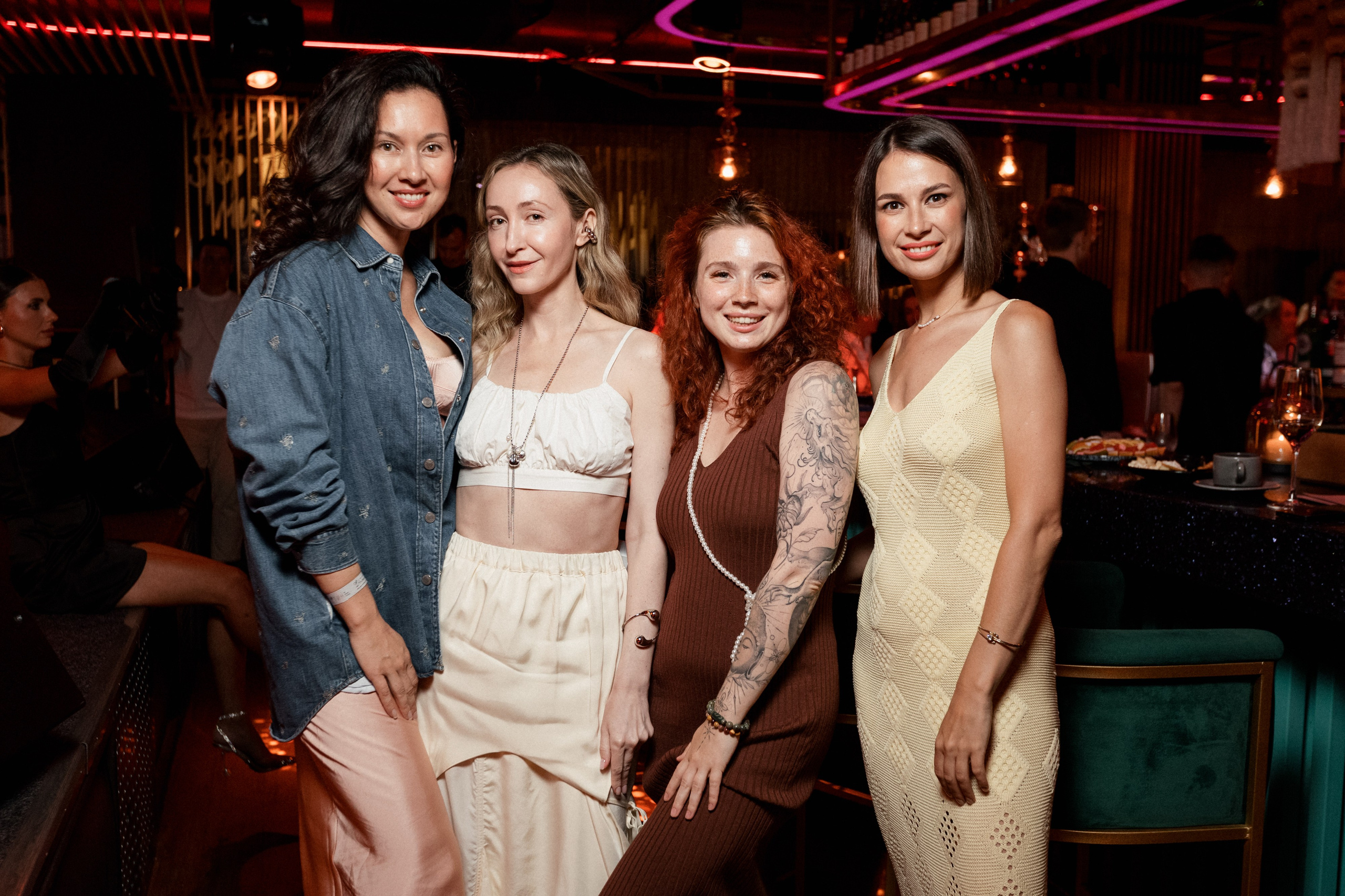 ELE AMU x PLUM — Показ новой коллекции брендов. СВОИ. ФОТООТЧЕТЫ-СОБЫТИЯ-МЕСТА