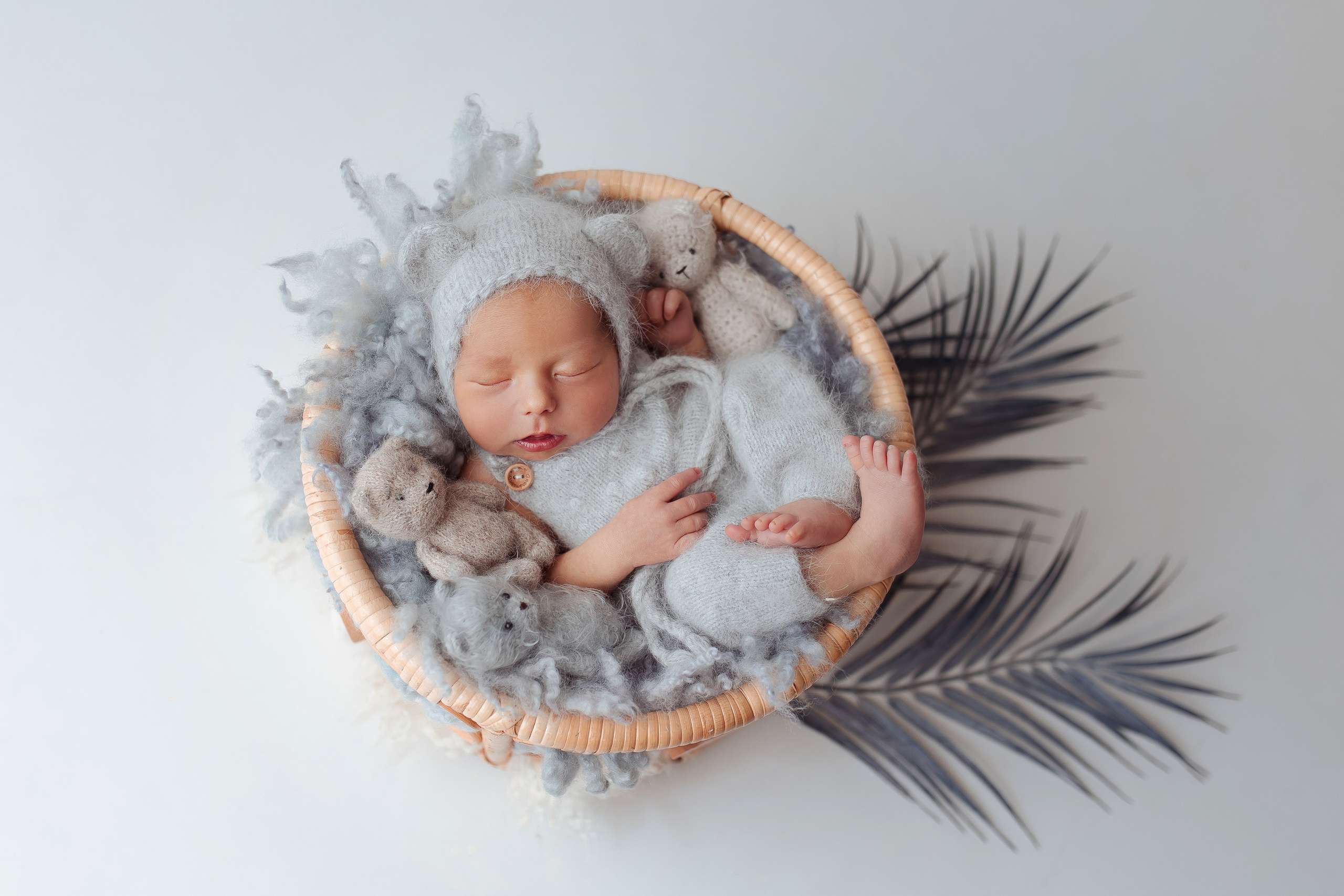 Новорожденные. Фотограф беременности, новорожденных Москва. годики под ключ