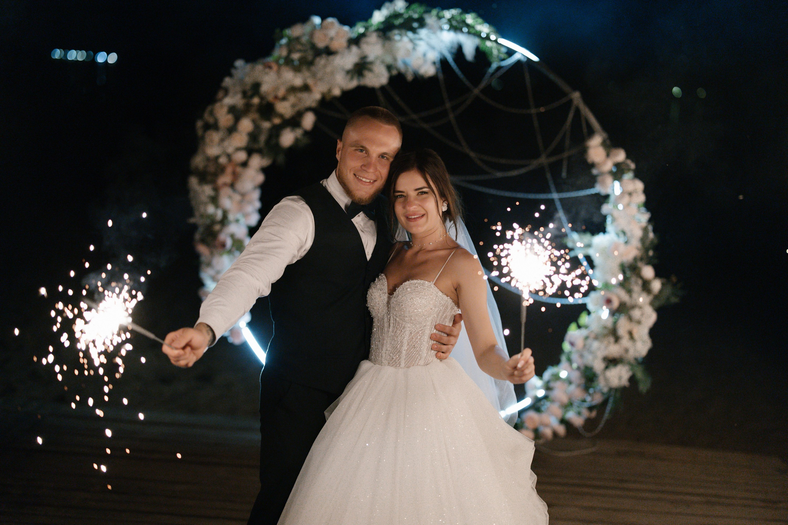 СВАДЕБНЫЕ ЭФФЕКТЫ «ФЕНИКС»