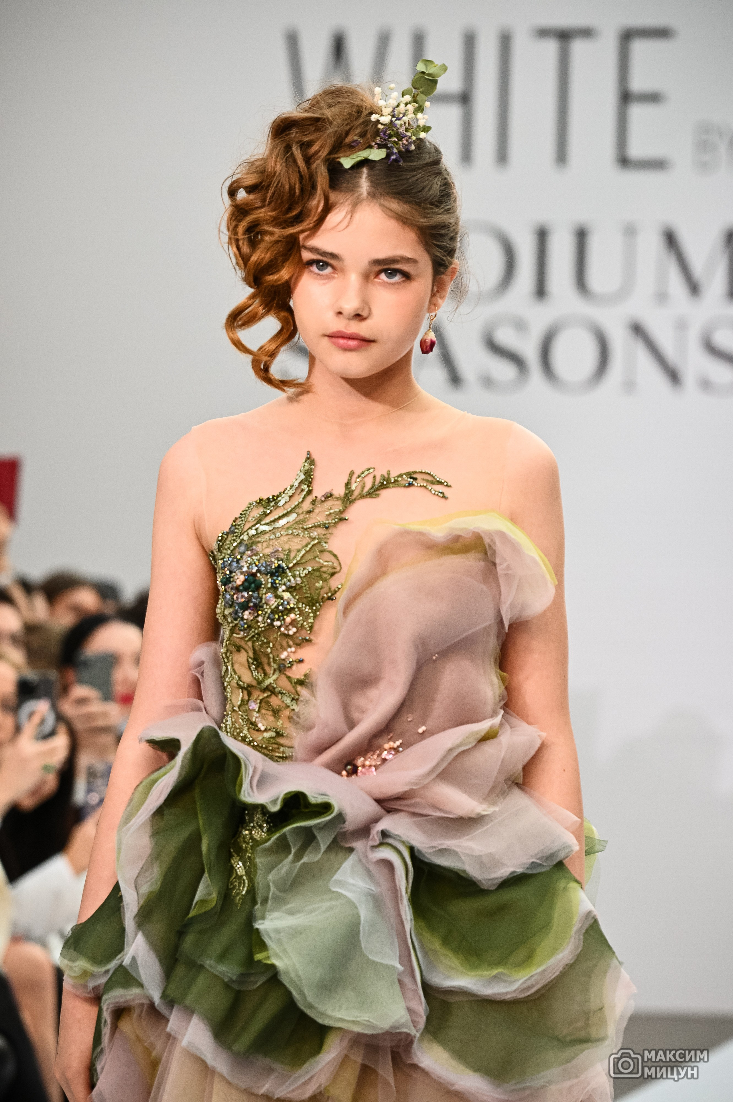 Модные показы. Фотограф Максим Мицун. Портрет, свадьба, репортаж, каталог