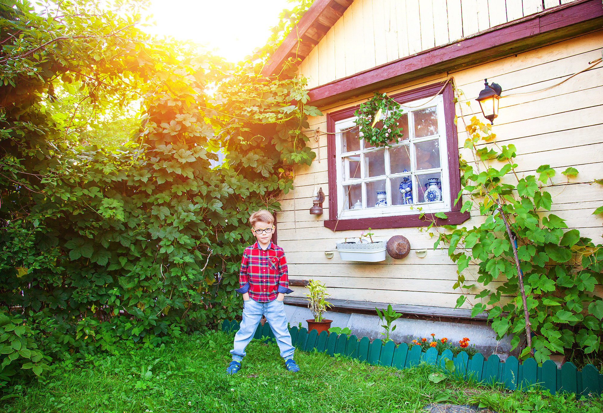 Фотосессия в Балашихе на дачном участке. Свадебный, семейный, детский фотограф в Балашихе Ефанов Алексей