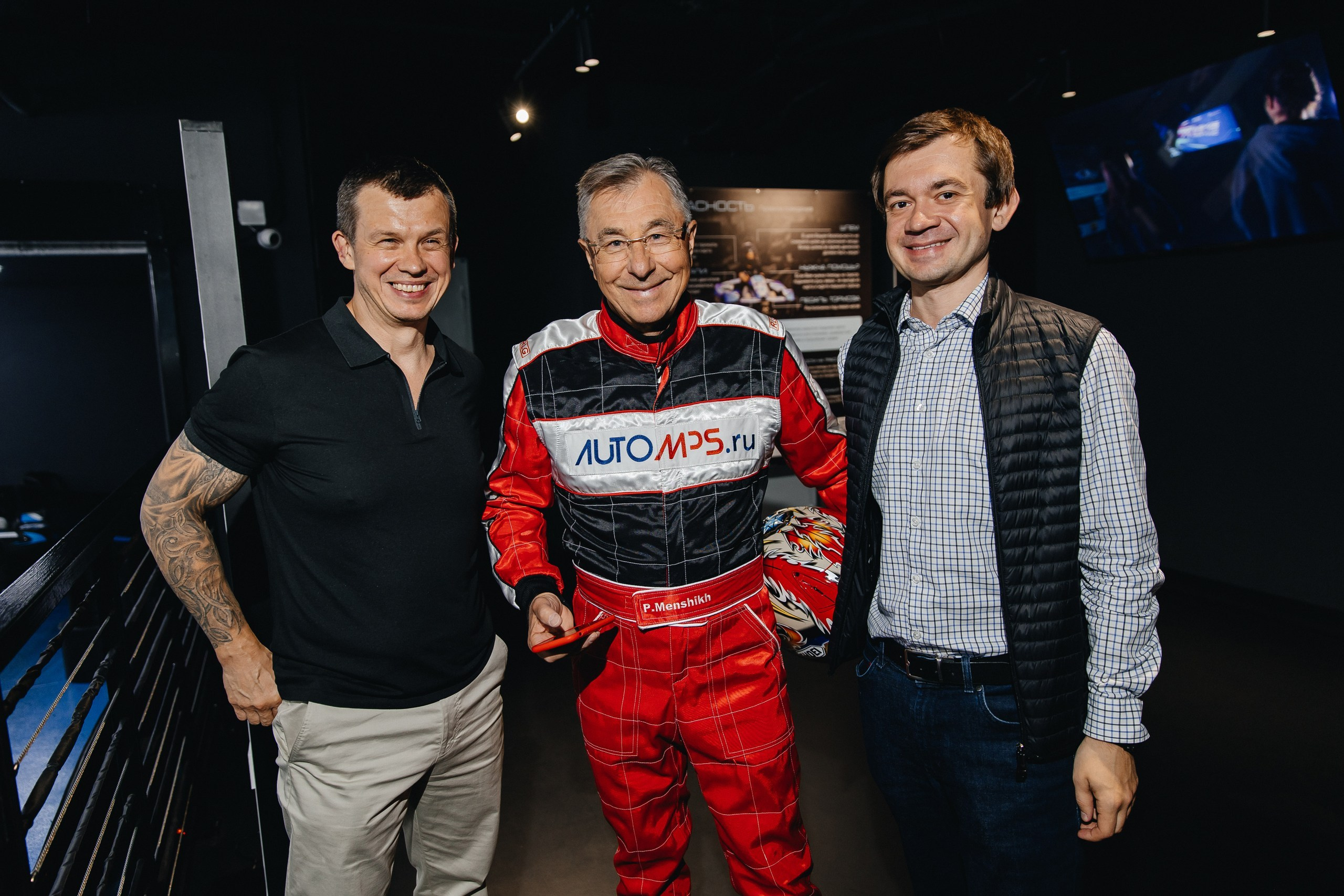 VK | «АВТО СООБЩЕСТВА | ГАРАЖНЫЙ ЭКЗАМЕН OFFLINE». Five Media — репортажный фотограф Москва | Мск