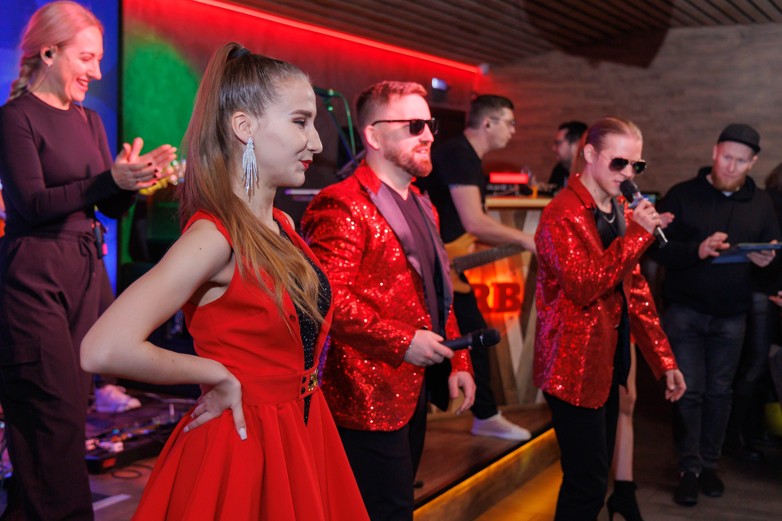 День рождения Red Bar. Ваши Истории. Фотограф/видеограф. Абакан