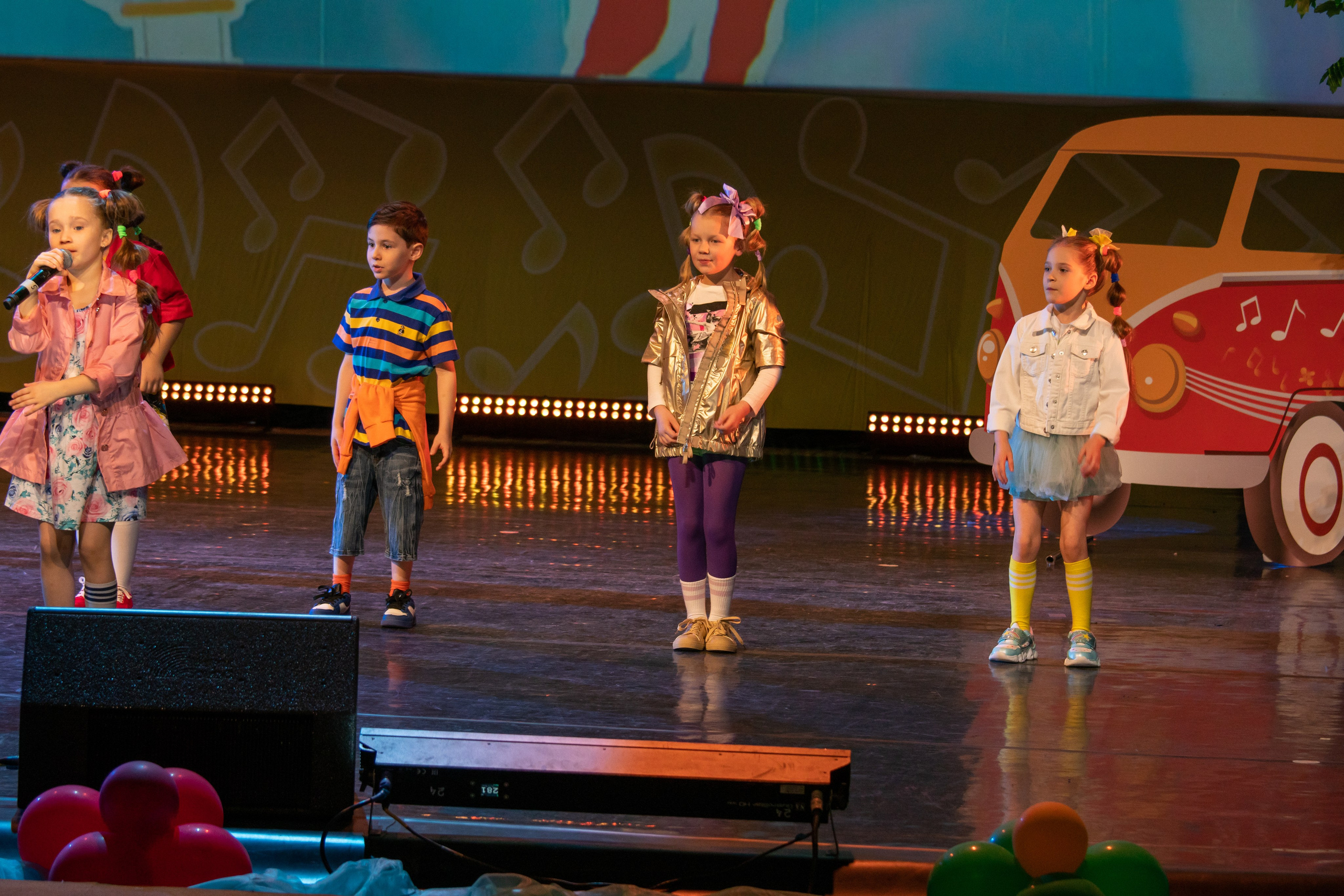 Съёмка концерта для Домисольки, большой концертный зал Космос. «Студия DRONAVT`s» — видеосъёмка и фотография г. Москва