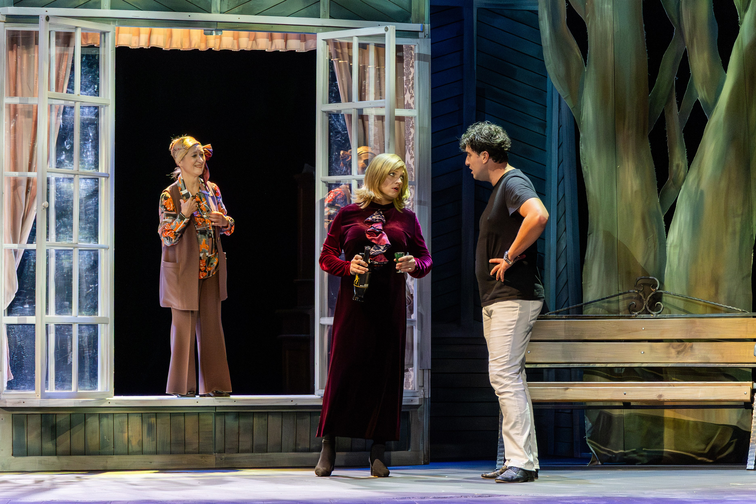 Театр Юного Зрителя «Отчаянные Тетки». Фотограф Марк Файзулин