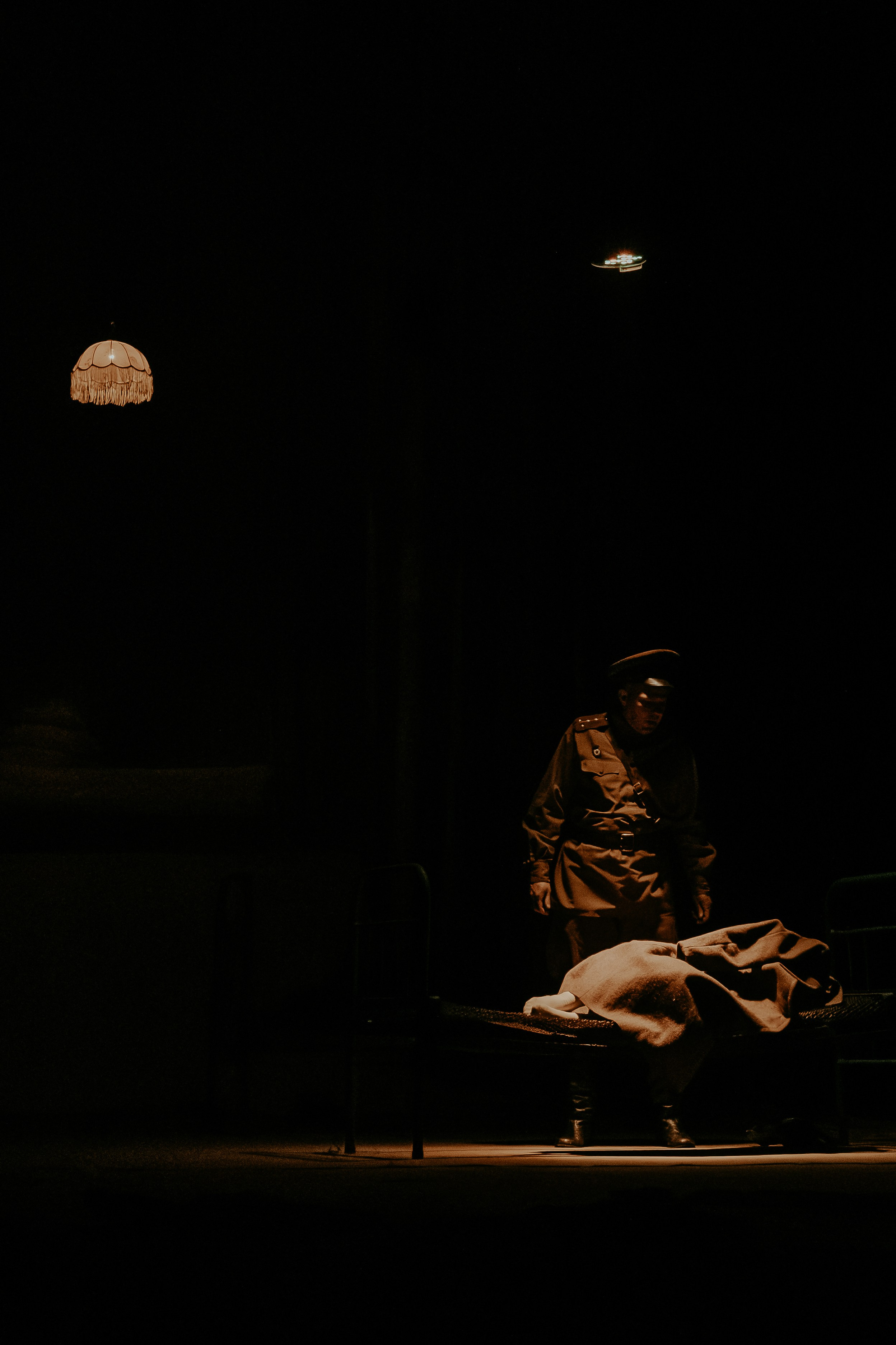 Театр Юного Зрителя " Не покидай меня». Фотограф Марк Файзулин