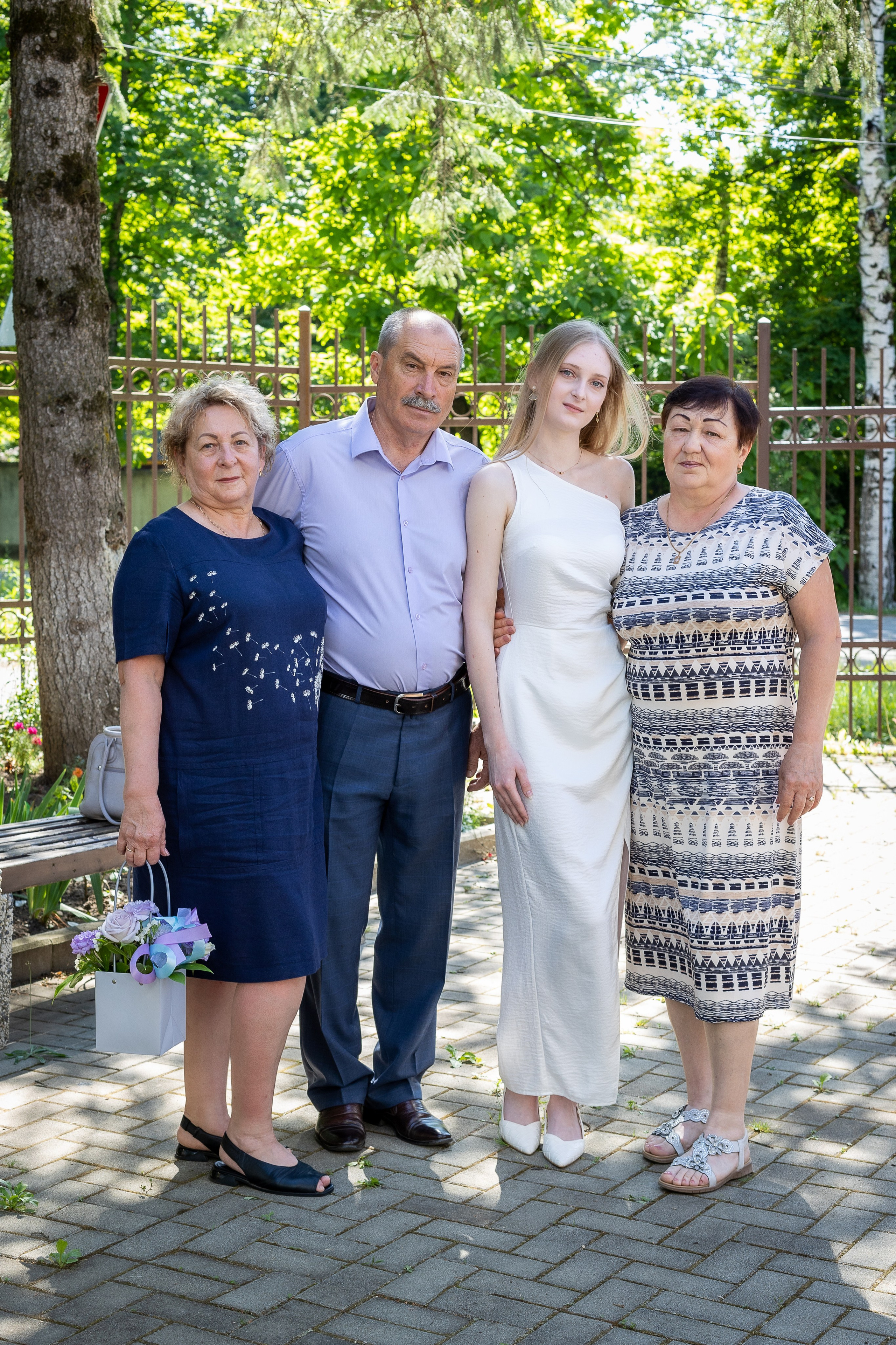 Вручение аттестата 2025. Выпускные альбомы Майкоп, Краснодар Елена Золотарева