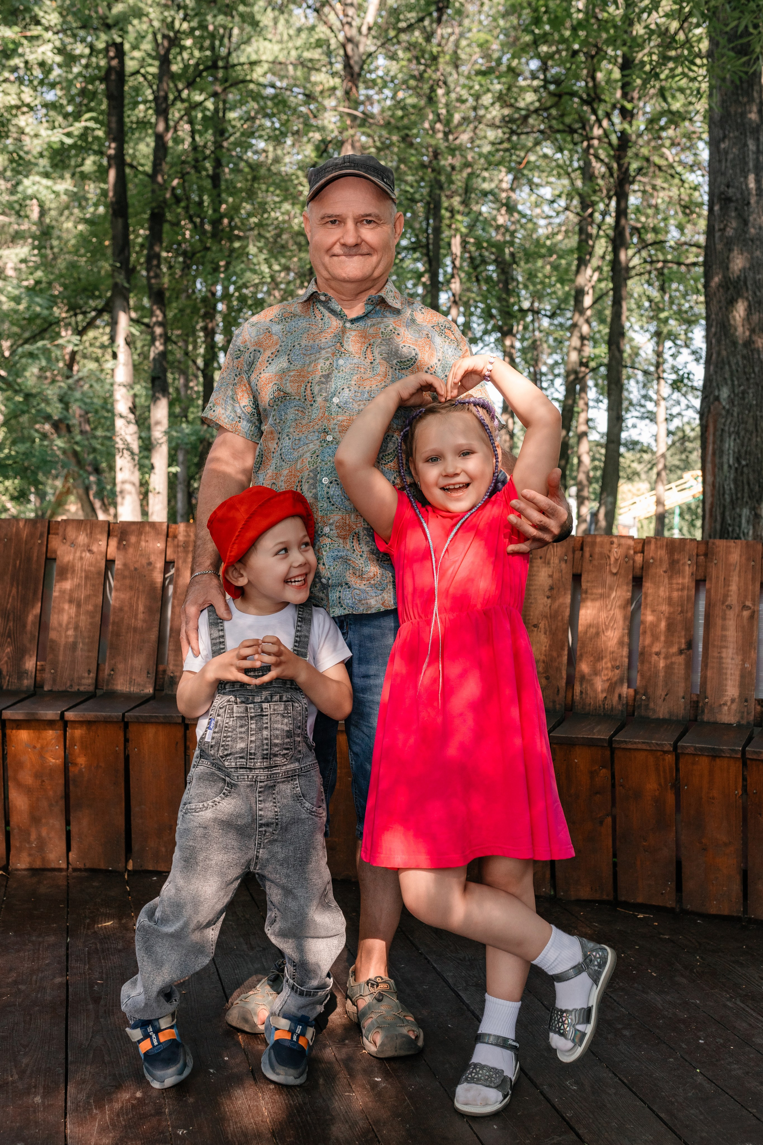 Семейная прогулка. Август 2025. Фотограф Пермь. Свадьбы. Семья и дети, школа, д. сад. Фотокниги