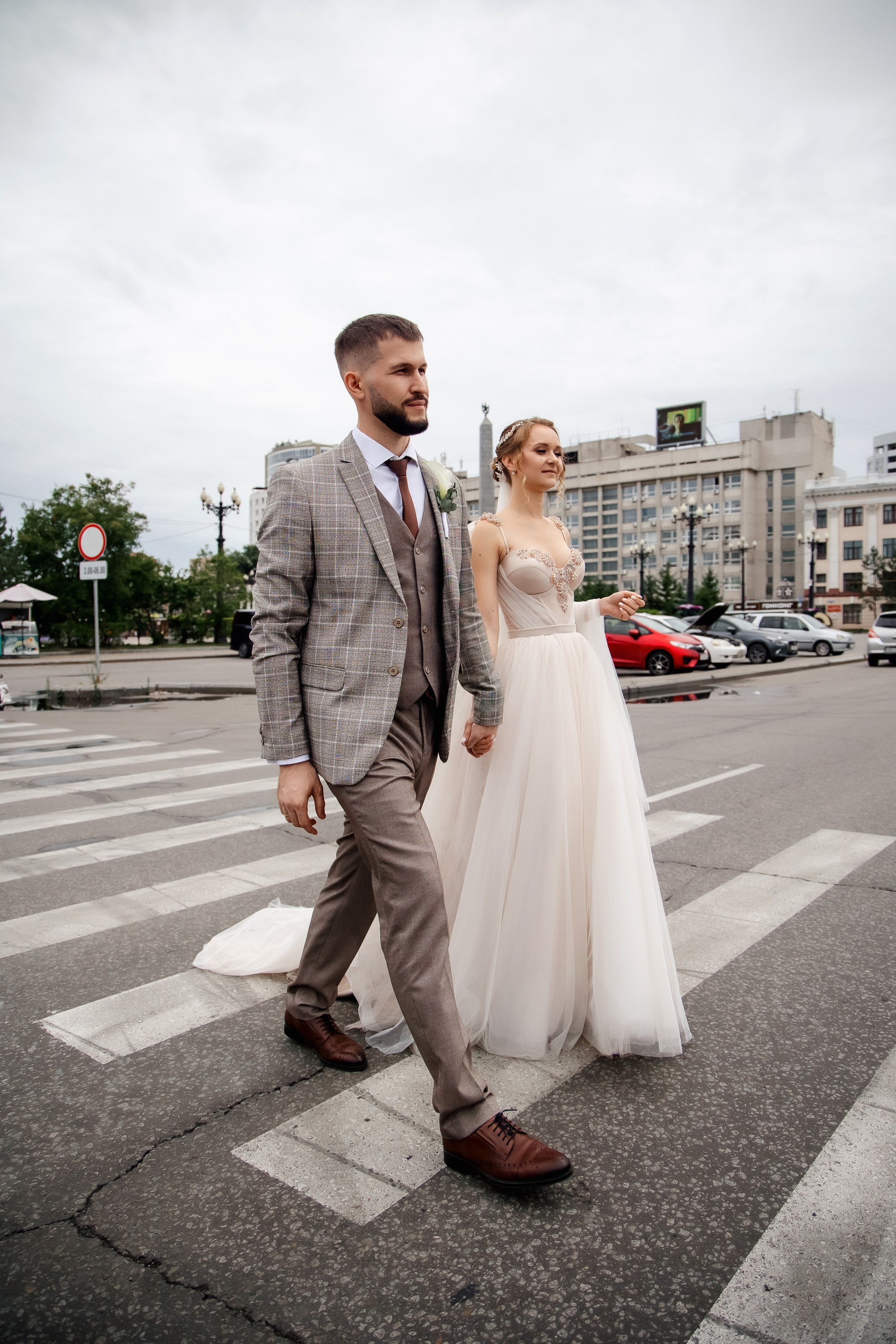 Степан и Ульяна. Утро. Загс. Прогулка. Дождь и солнце. Свадебный фотограф в Хабаровске