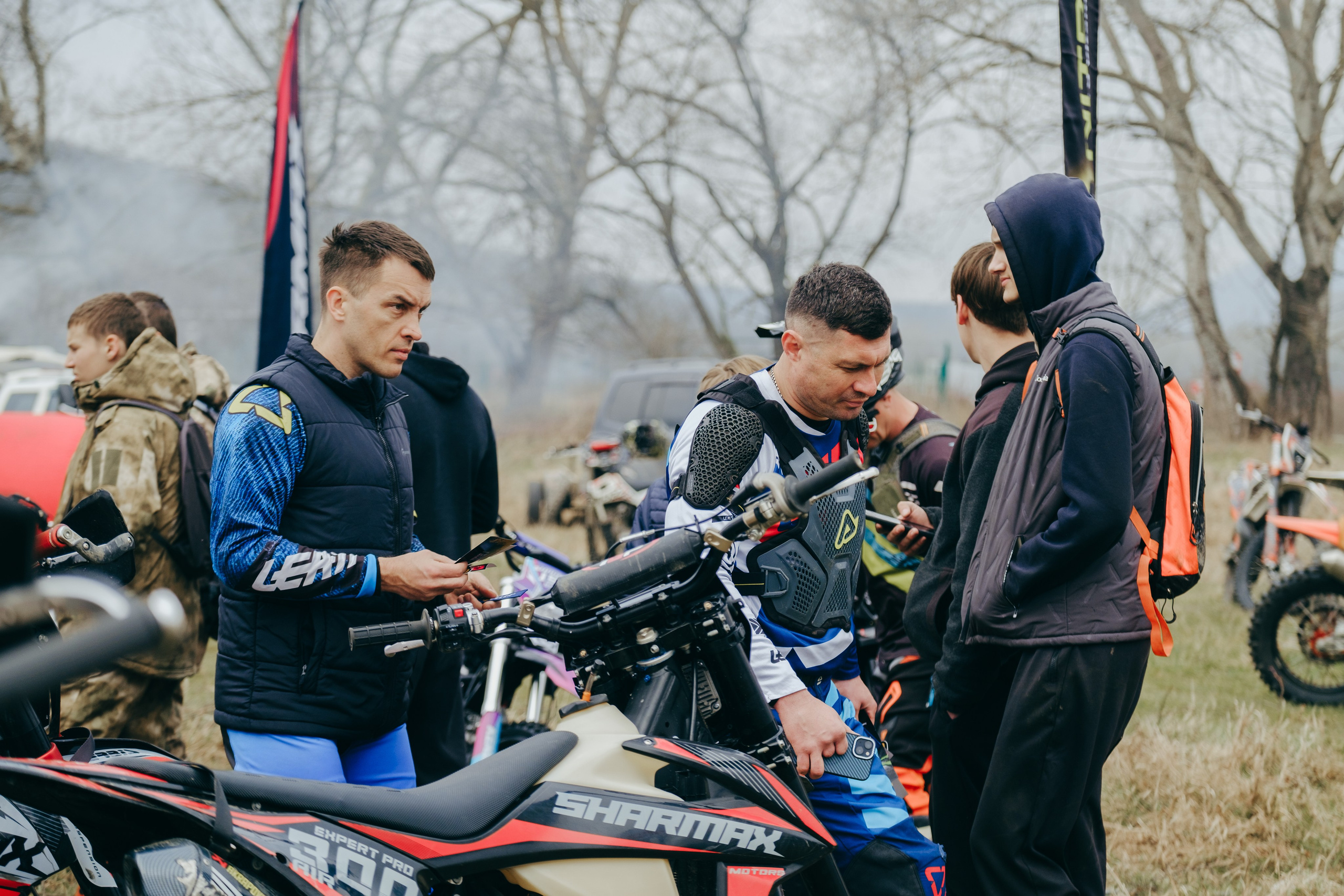 Эндуро Фест от Shamax Motors (Краснодар). Свадебный фотограф Денис Ожигин в Краснодаре и крае. Эмоциональная и стильная съемка вашего дня