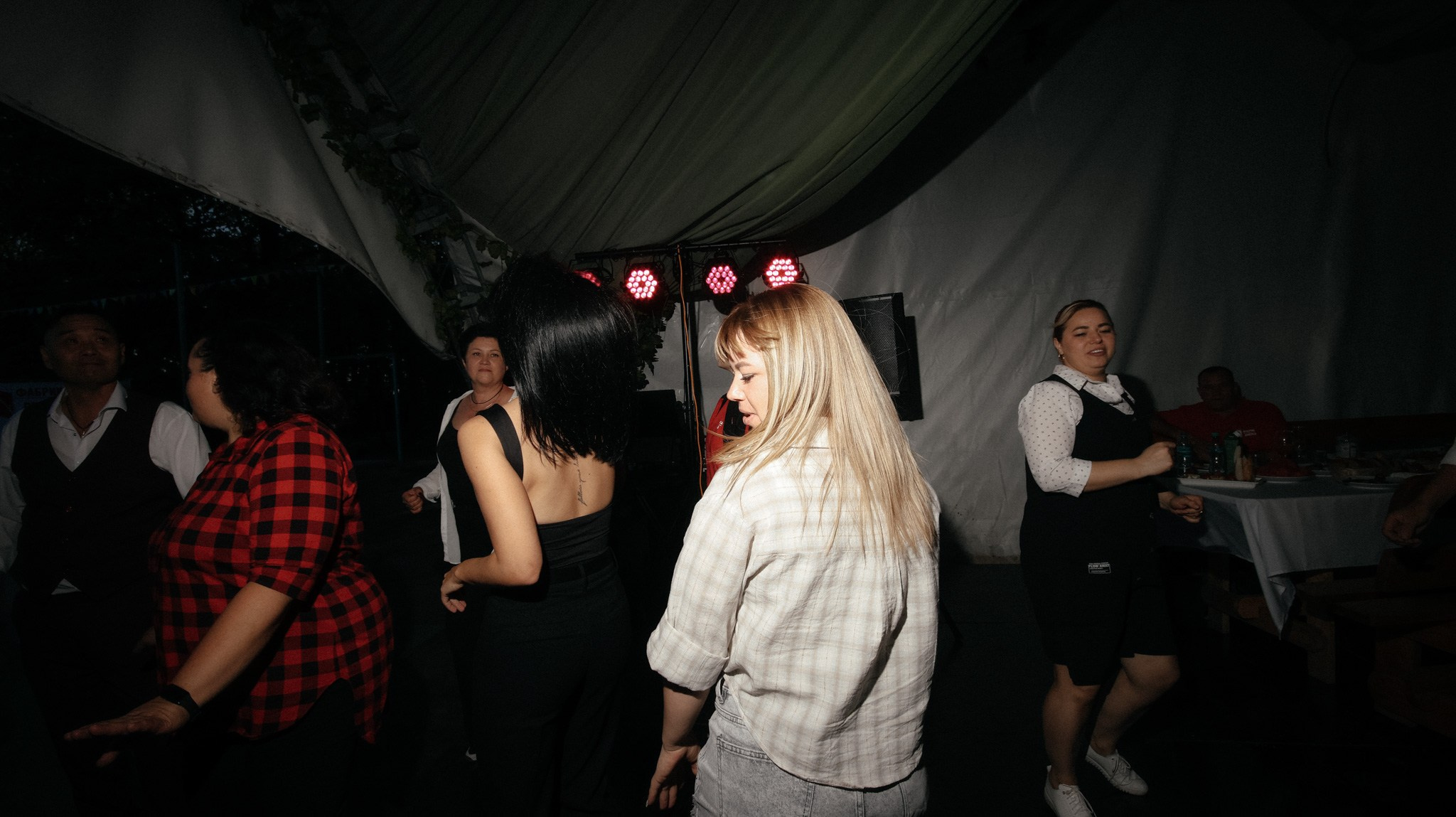 Фабрика Дверей. Свадебный и репортажный фотограф Дмитрий Кононенко