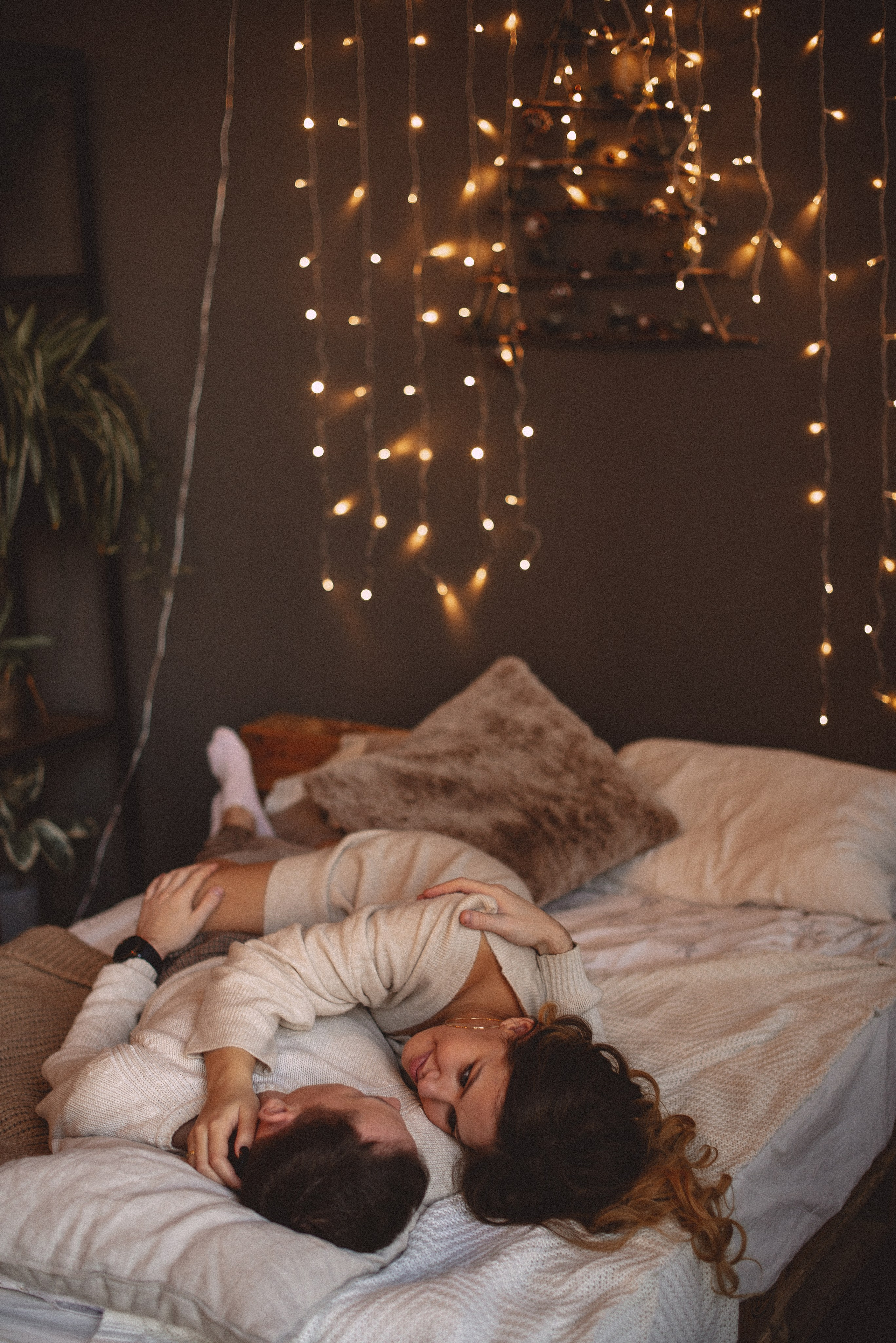 Новогодняя фотосессия Лавстори в студии. Семейная фотосессия Бутово Москва фотограф Алина Морщагина