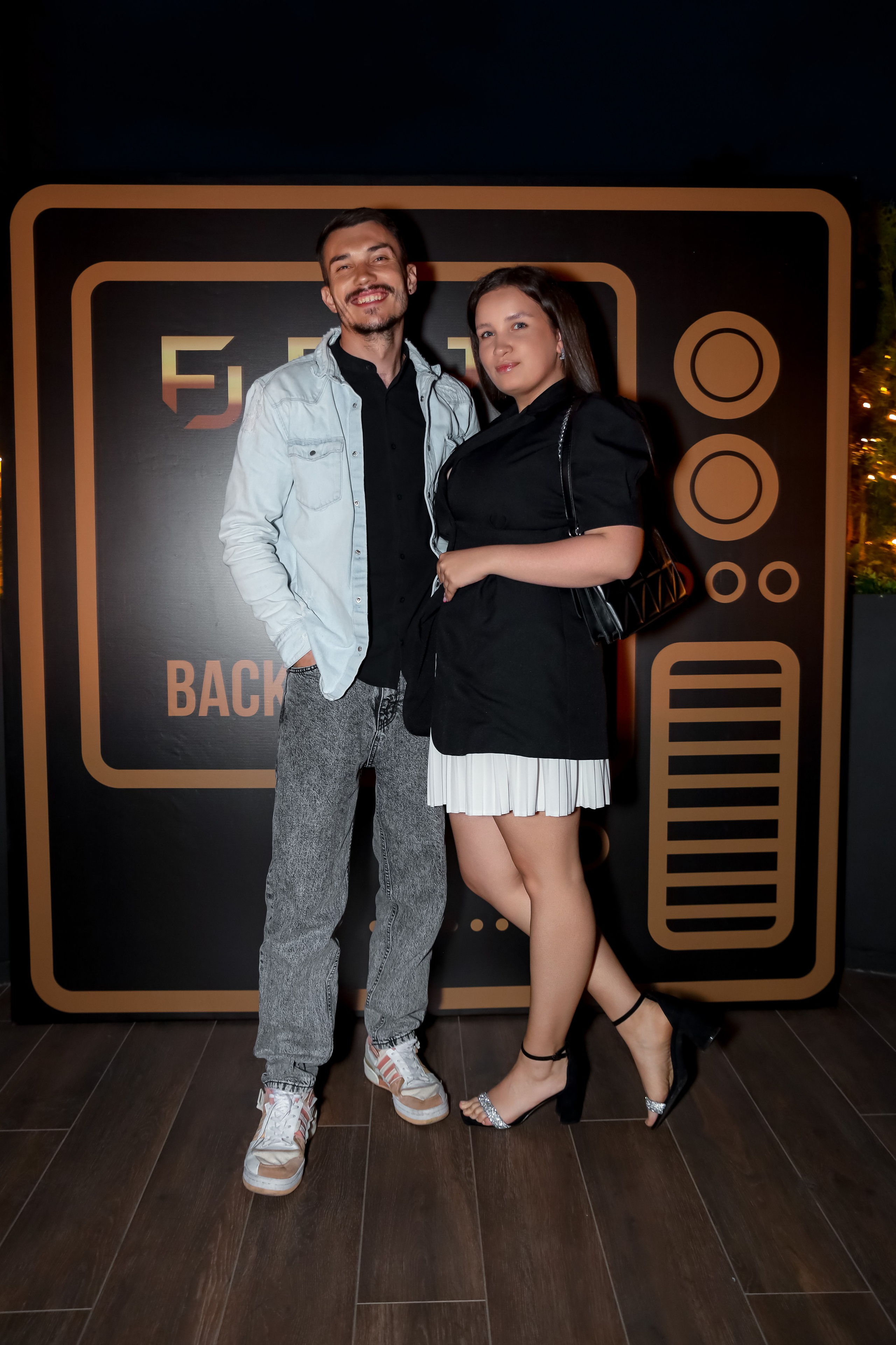 LA night & Fiji wave. 2000’s