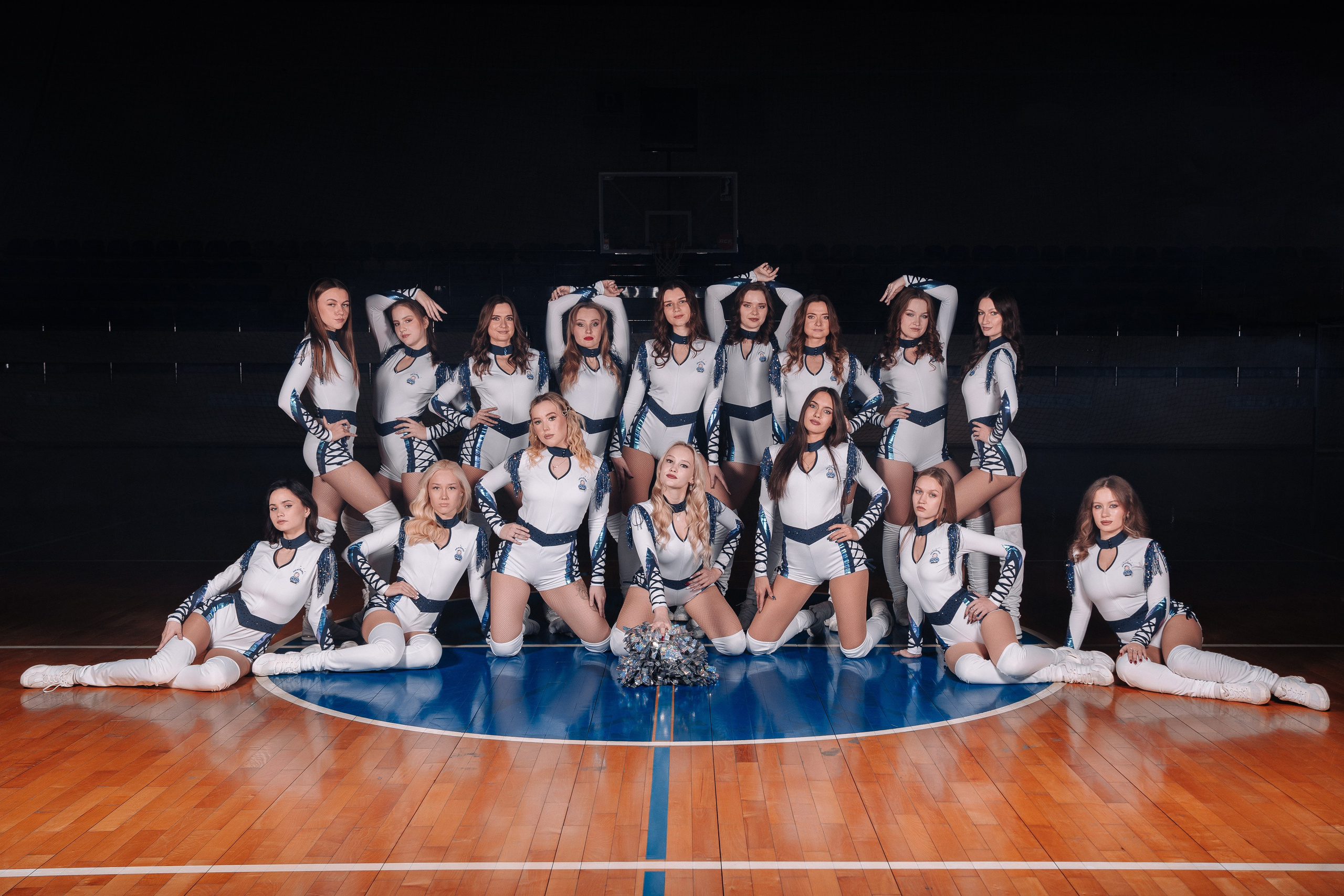 Группа поддержки ВятГУ 2025. Паша Страхов — фотограф