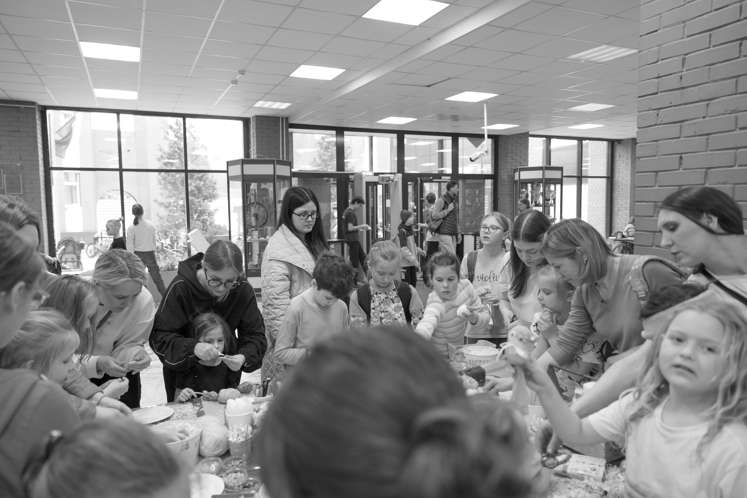 Репортаж выставки и концерта ко дню информирования об аутизме. Детский, семейный фотограф: newborn, беременность, годовасие, репортаж. Москва