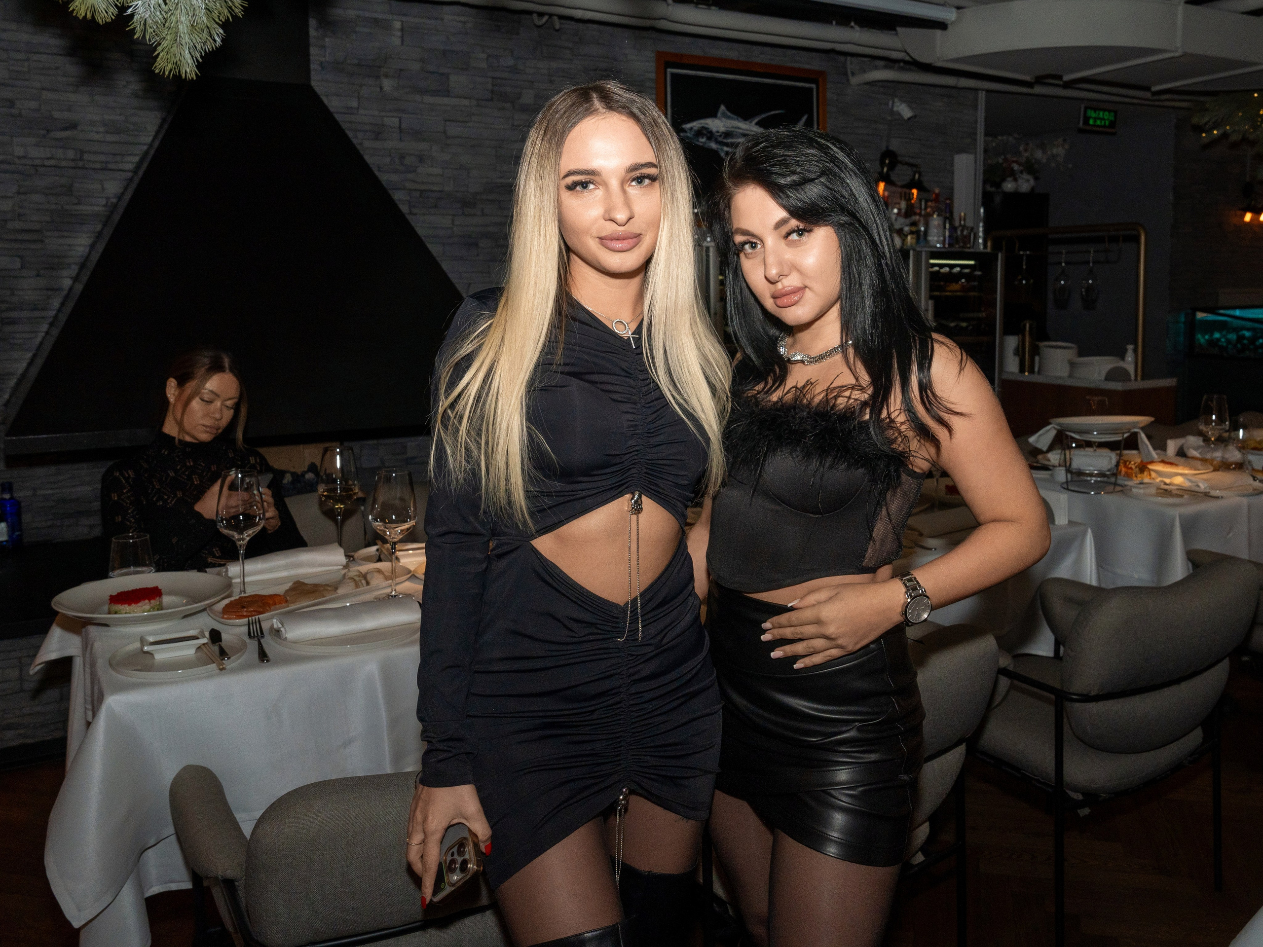 Новый год 2025 в ресторане Сахалин. Репортажный фотограф в Красной Поляне и Сочи Павлюченко Екатерина