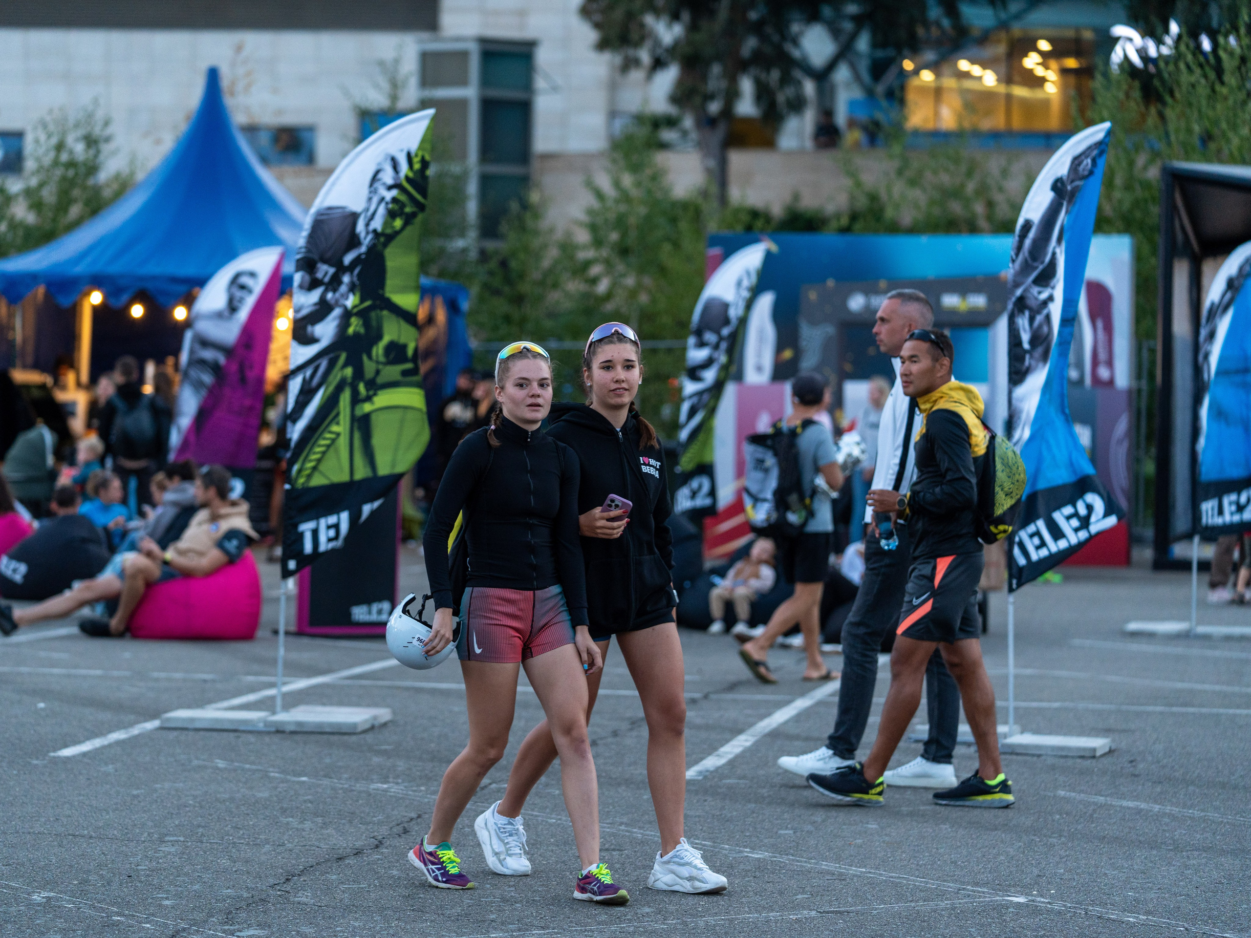 Фотоотчет партнерской интеграции для компании TELE2 на фестивале Ironstar. Репортажный фотограф в Красной Поляне и Сочи Павлюченко Екатерина