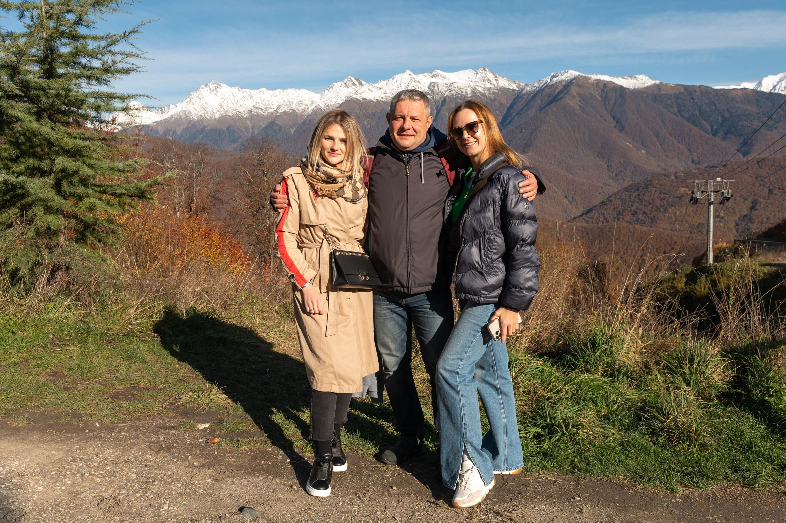 Mice мероприятие — прогулка на водопад Поликаря на курорте Красная Поляна. Репортажный фотограф в Красной Поляне и Сочи Павлюченко Екатерина