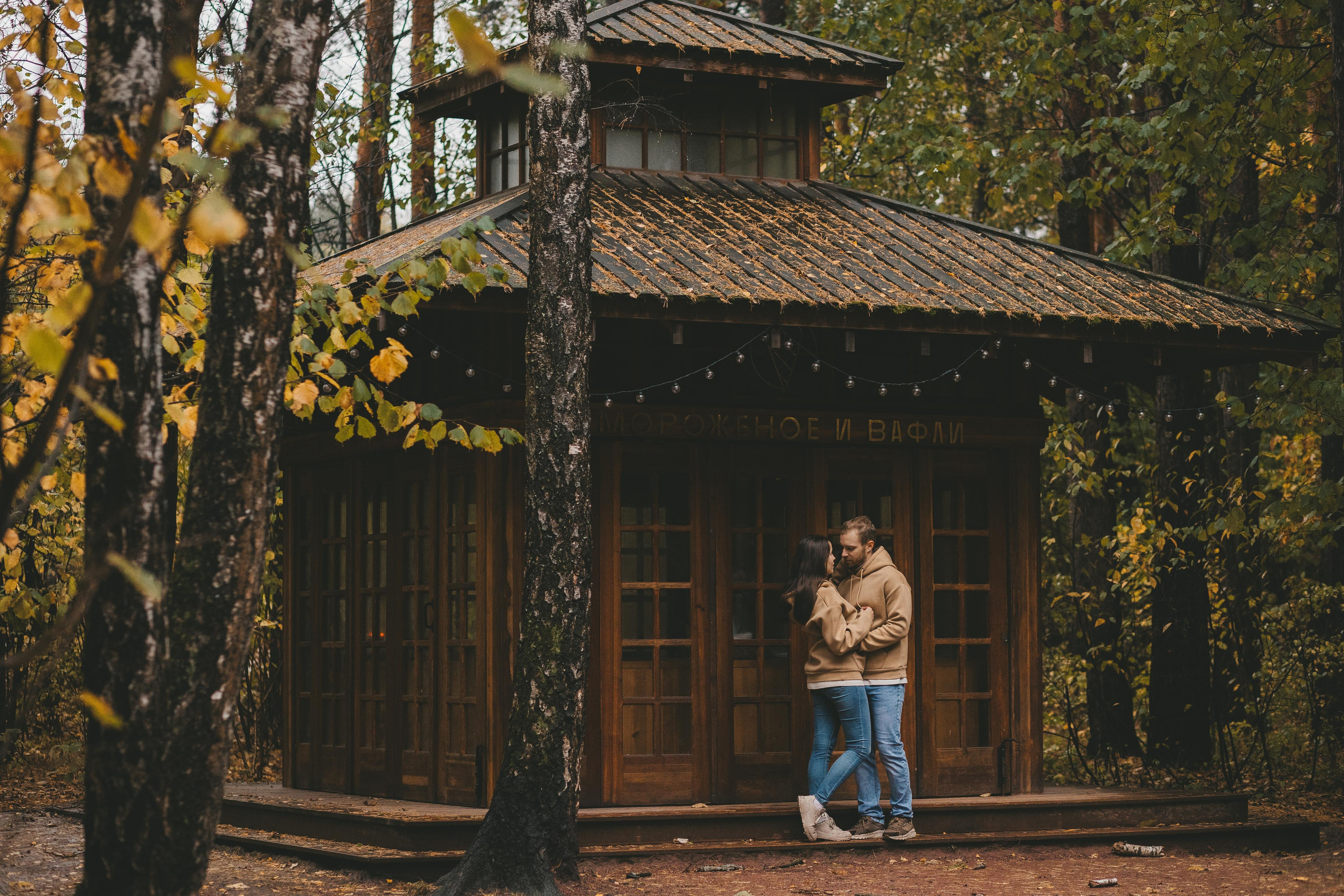 Осенняя LOVE STORY в парке. Семейный и женский фотограф в Москве Надежда Воробьева