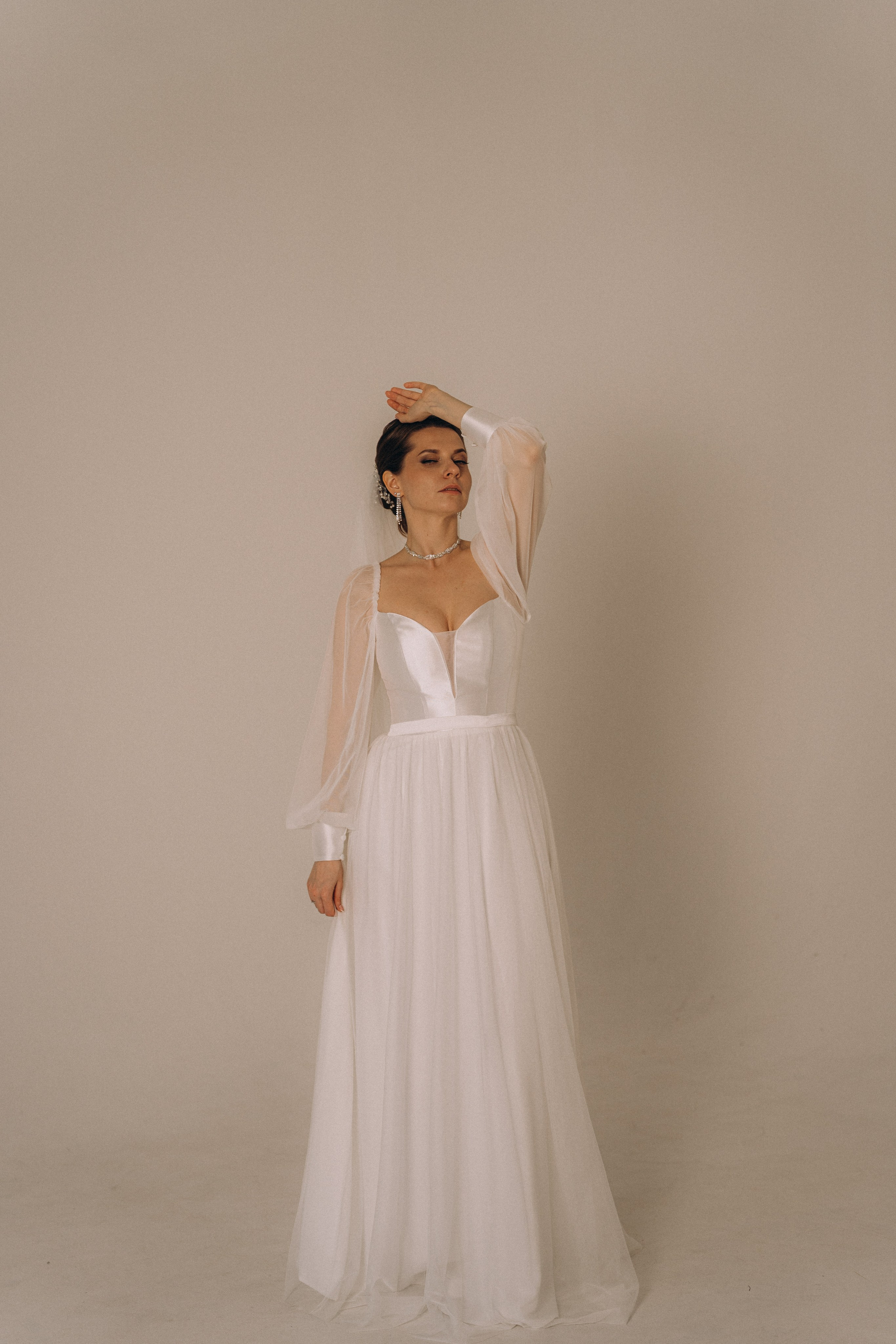 СВАДЕБНАЯ СЬЕМКА ВО ВТОРОМ ДВОРЦЕ (ДЕКАБРЬ) ТАКЖЕ СЬЕМКА В СТУДИИ НА ЧЕРНЫШЕВСКОЙ. Профессиональный фотограф, Санкт-Петербург — Виктория Богомолова