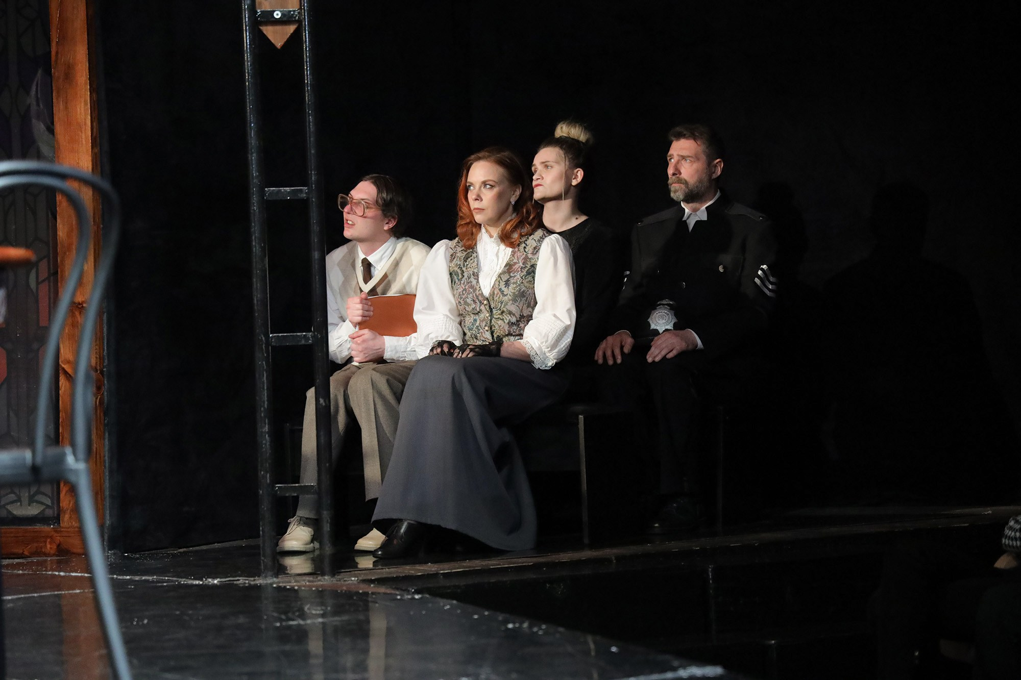 СВИДЕТЕЛЬ ОБВИНЕНИЯ