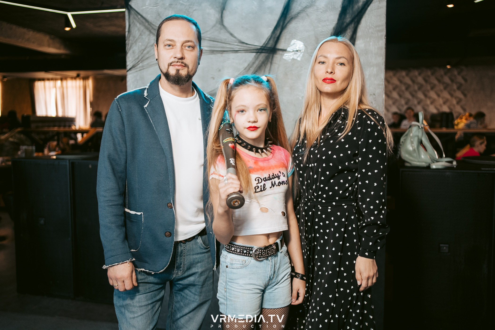 Baby time в баре «Друзья»