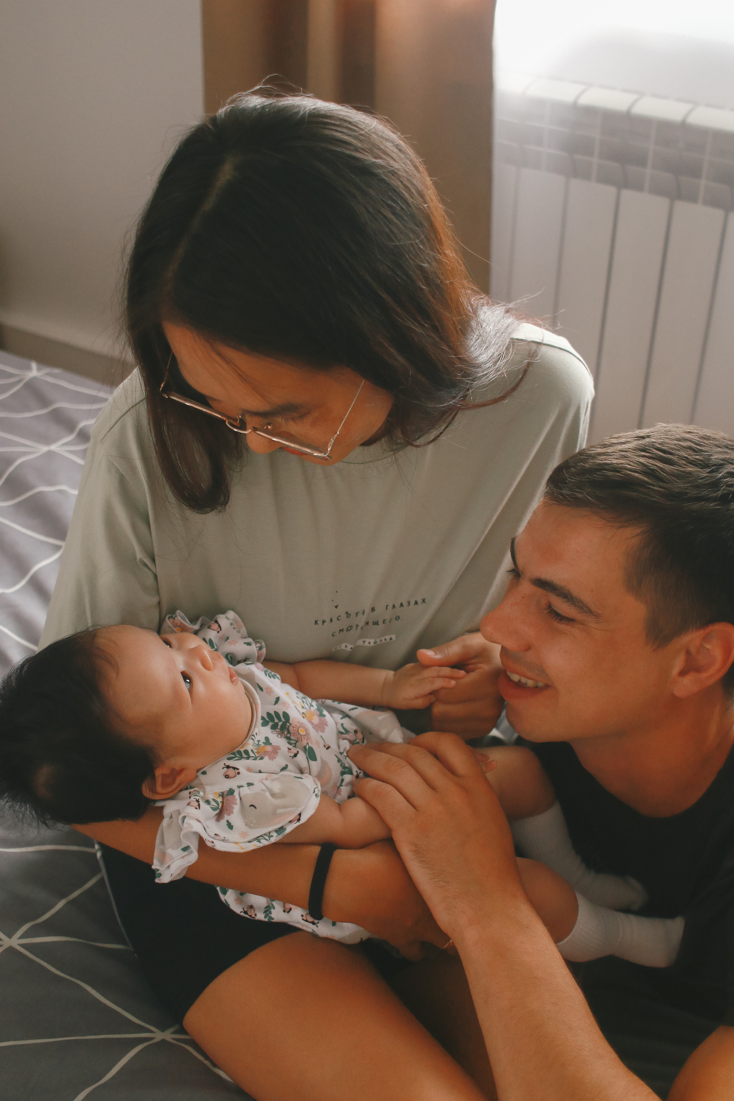 Артём, Анастасия и малышка Камилла. Семейный и детский фотограф в Якутске Людмила Кутовая