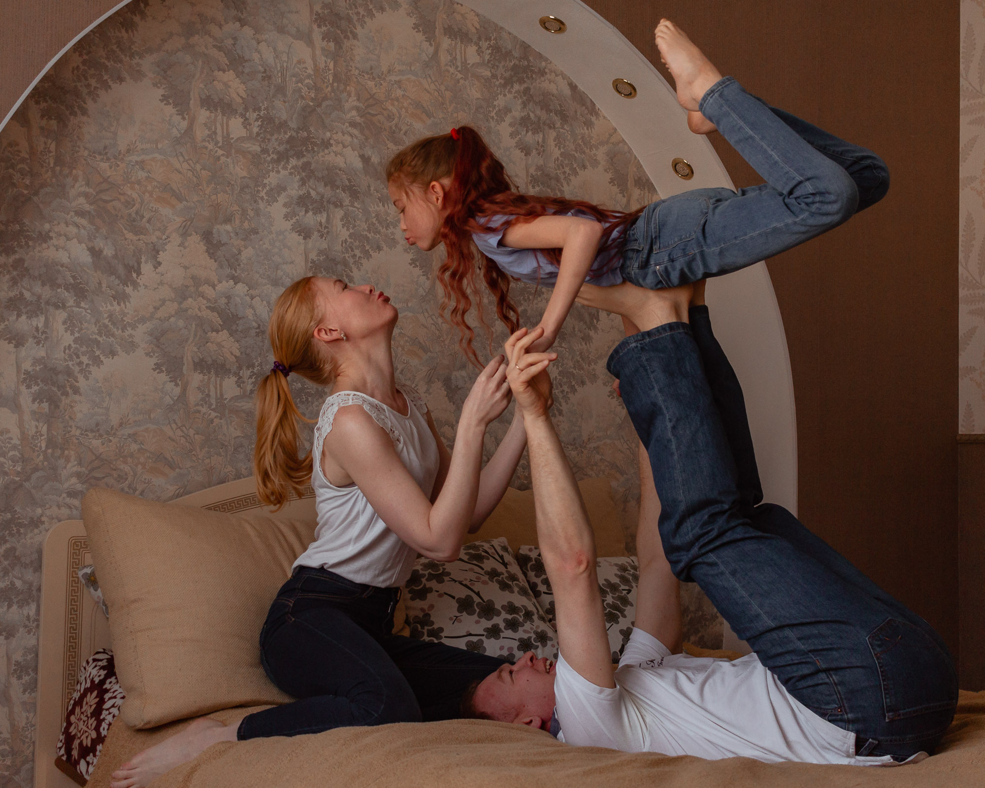 Ирина, Алексей и дочь Надежда. Семейный и детский фотограф в Якутске Людмила Кутовая