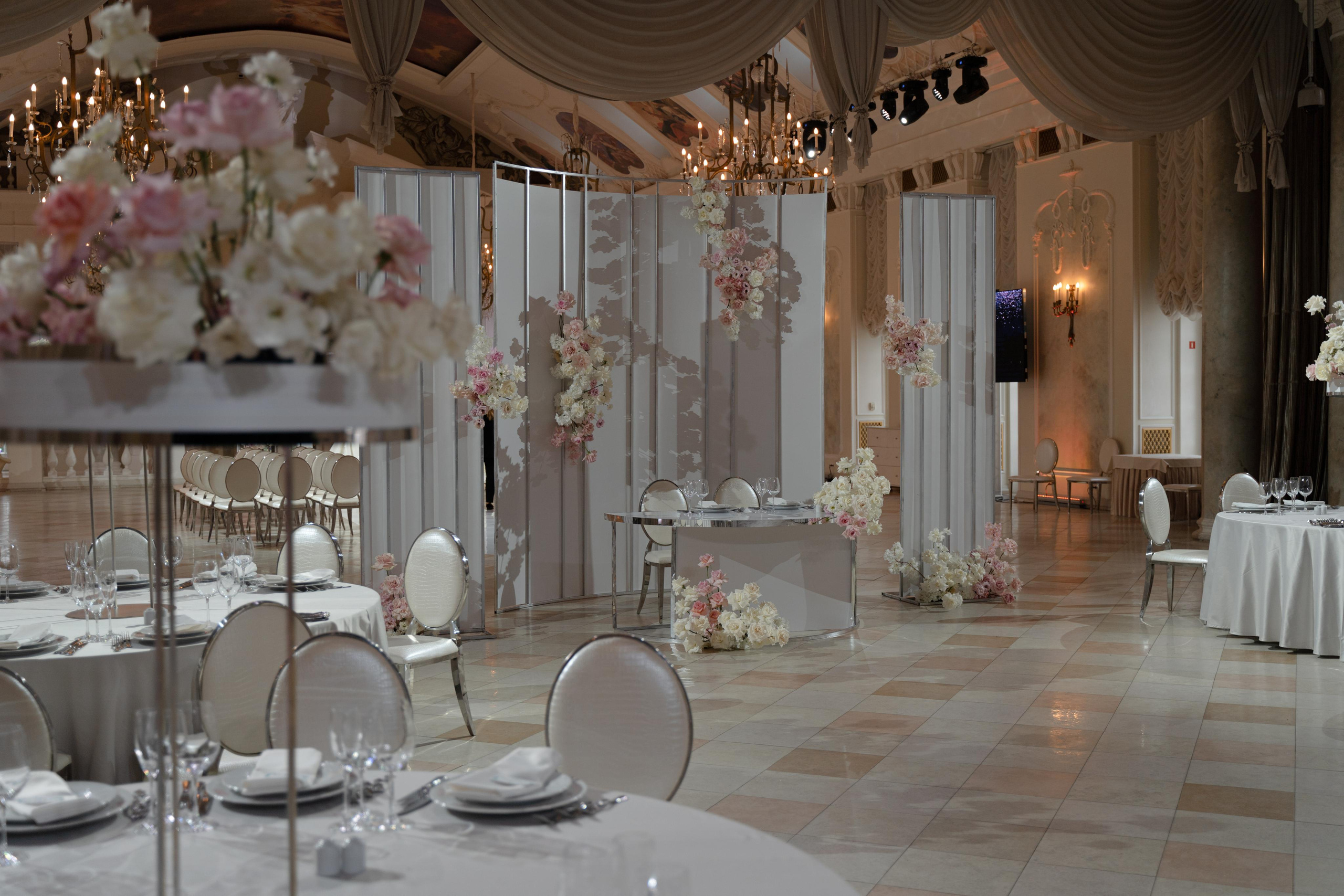 «Летний дворец для самых близких». Фотограф в Санкт-Петербурге Алексей Глазанов