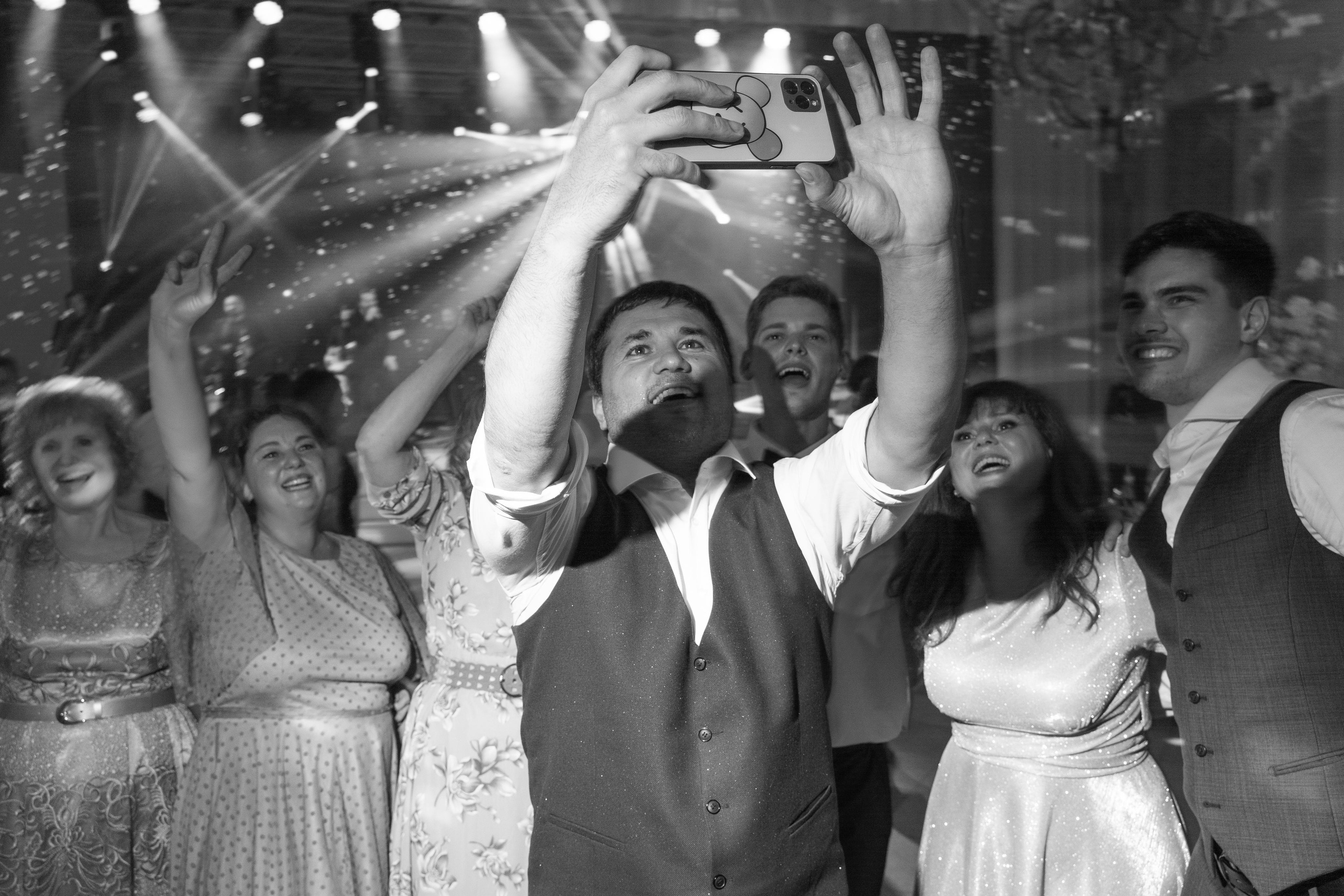 «Летний дворец для самых близких». Фотограф в Санкт-Петербурге Алексей Глазанов