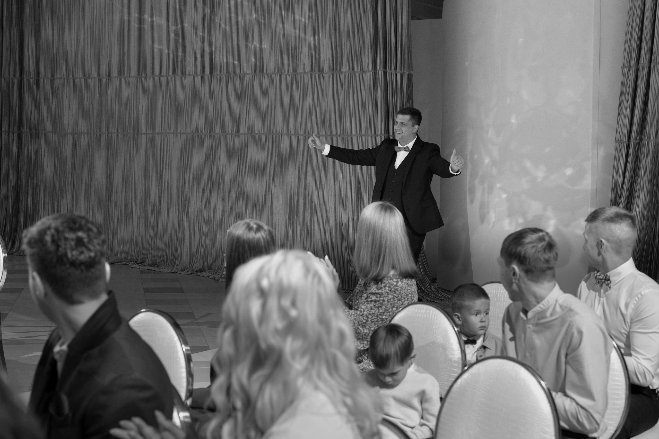 «Летний дворец для самых близких». Фотограф в Санкт-Петербурге Алексей Глазанов