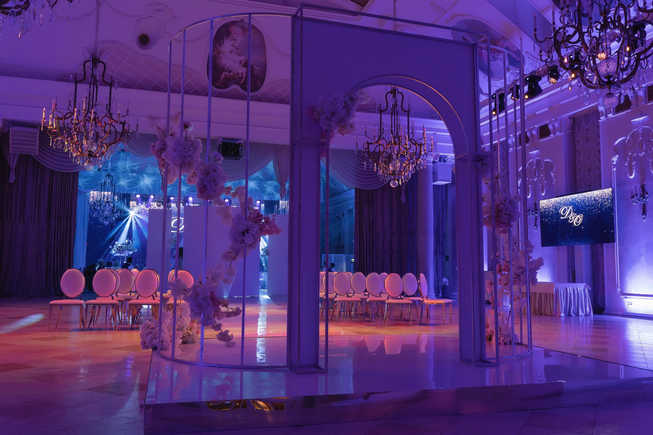 «Летний дворец для самых близких». Фотограф в Санкт-Петербурге Алексей Глазанов