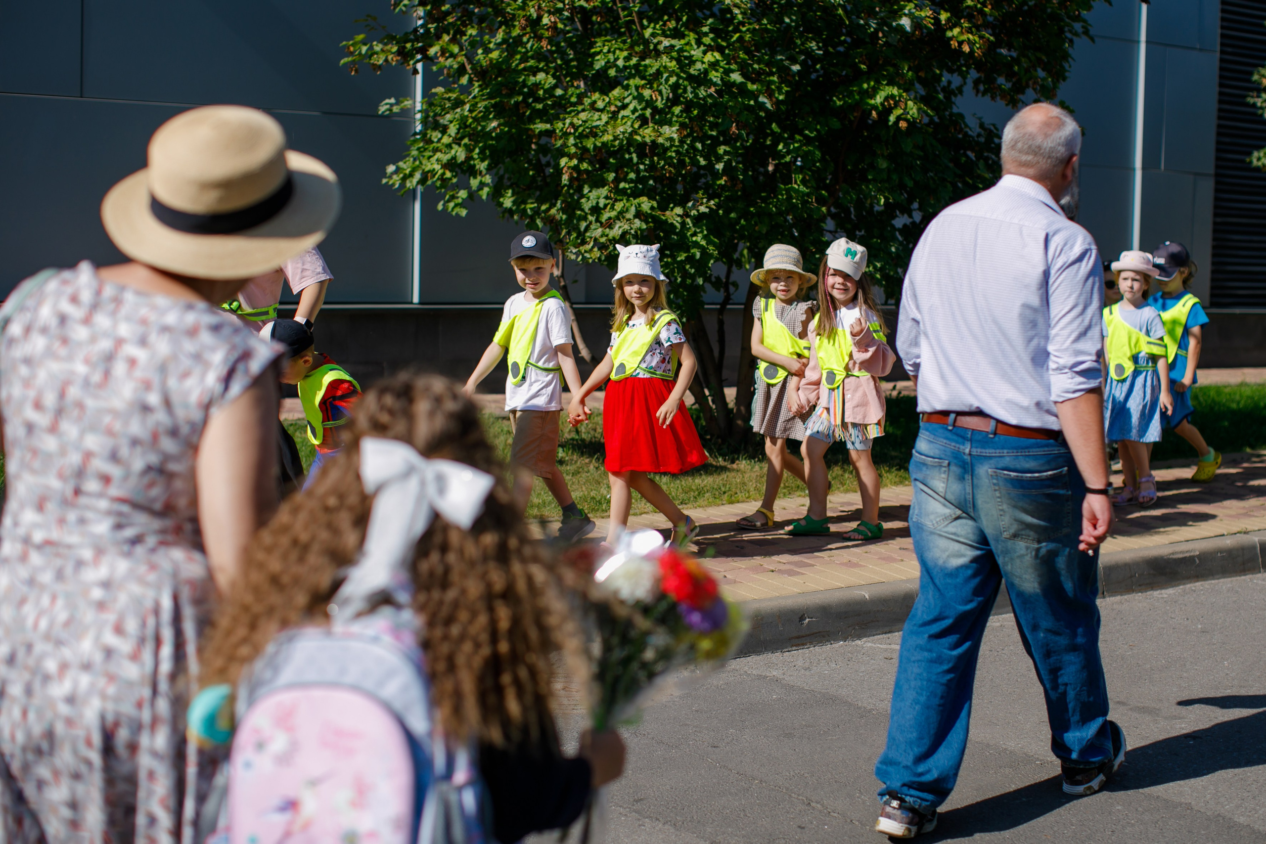 Первоклашка. Как Нюсю в школу провожали. Школьные альбомы, Семейные съемки, Портреты, Фотограф Елена Кузнецова