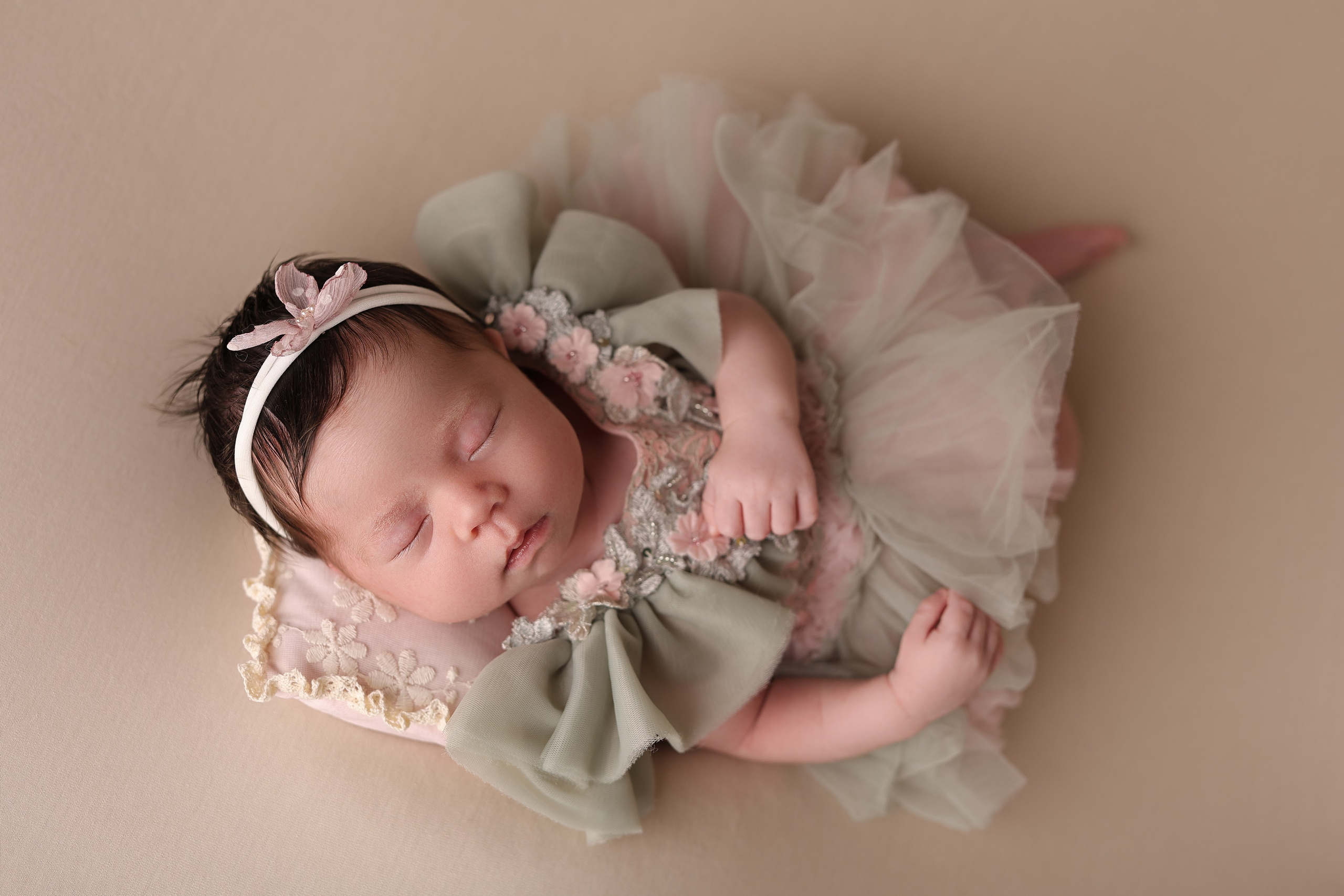 Новорождённые. Главная