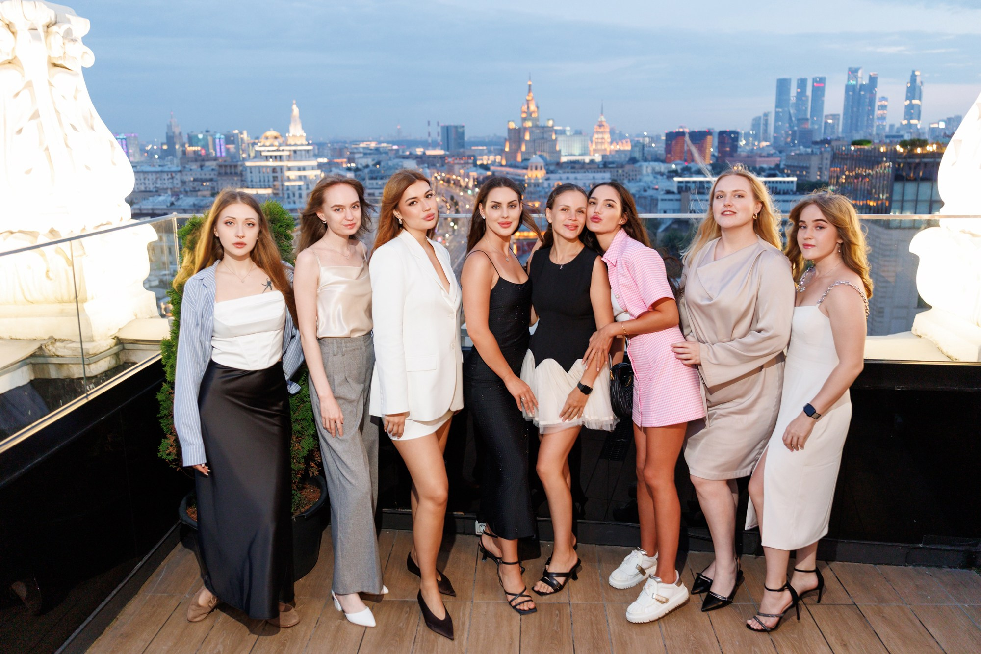 Облако Пекин 13.07.2026. Фотопортал RClub — освещение ресторанной, светской и клубной жизни Москвы