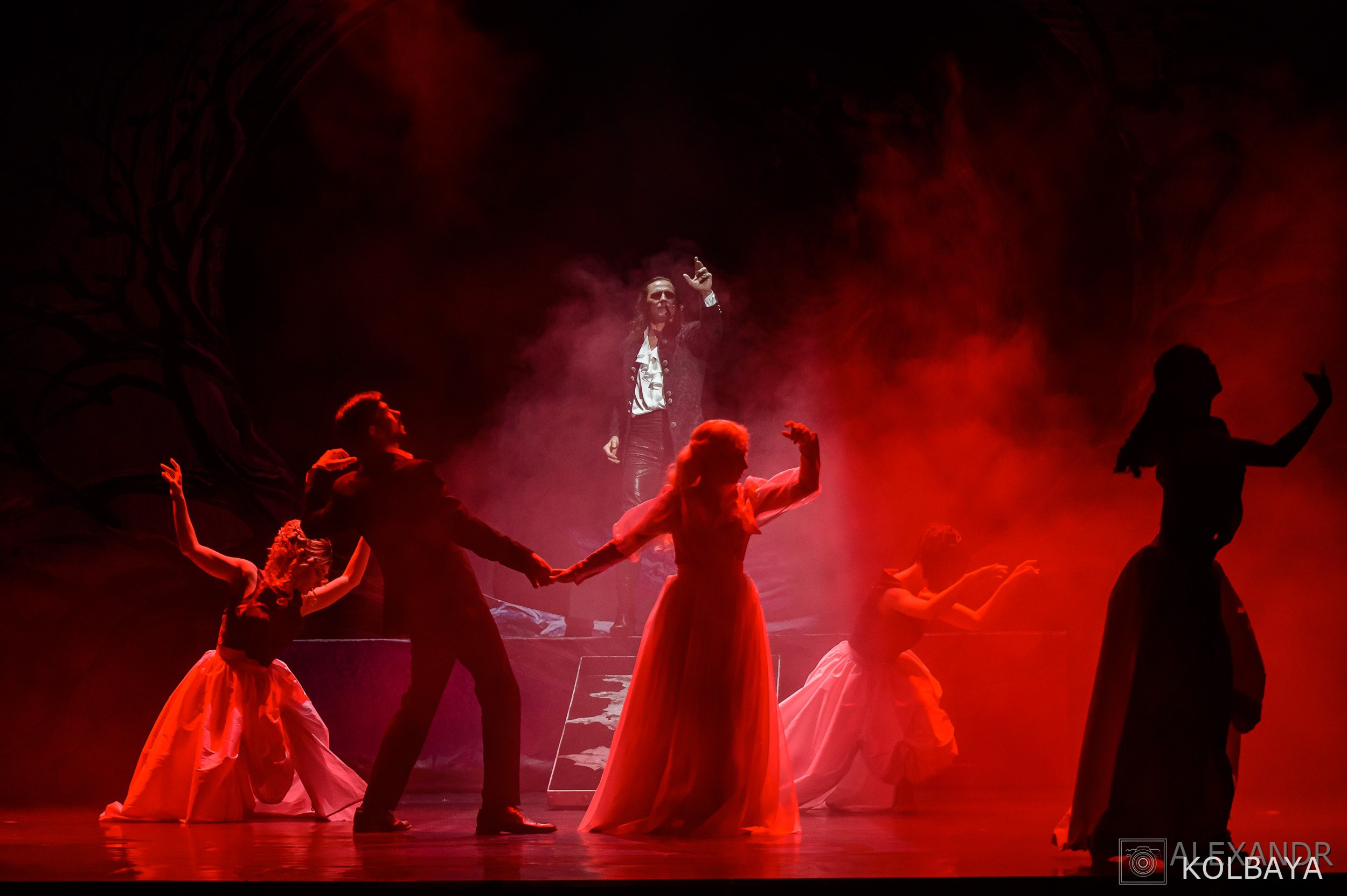 Дракула. Концертный и театральный репортажный фотограф в Москве Александр Колбая