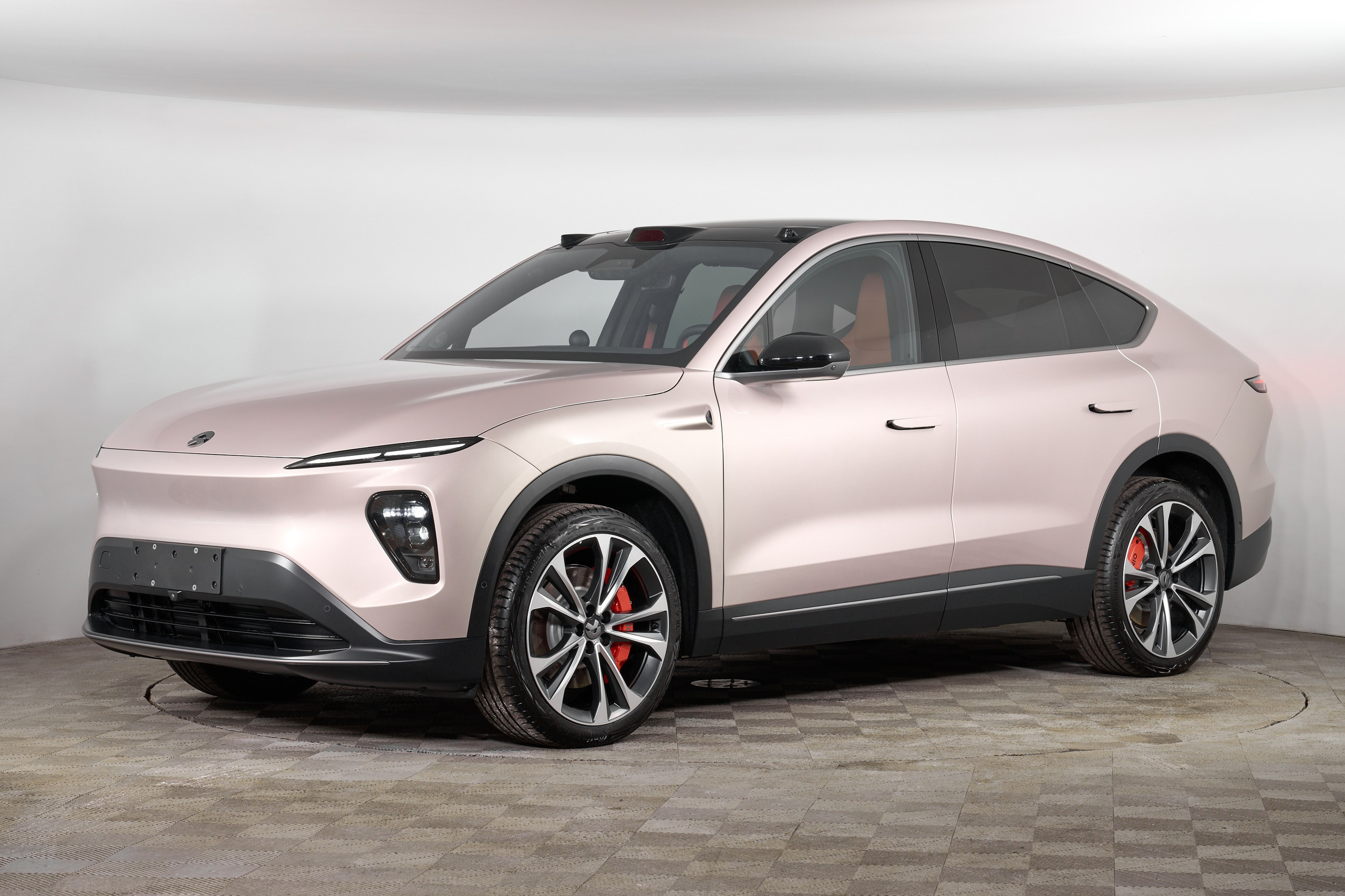 NIO EC7. Фотограф Николай Прокофьев модельные тесты в Москве