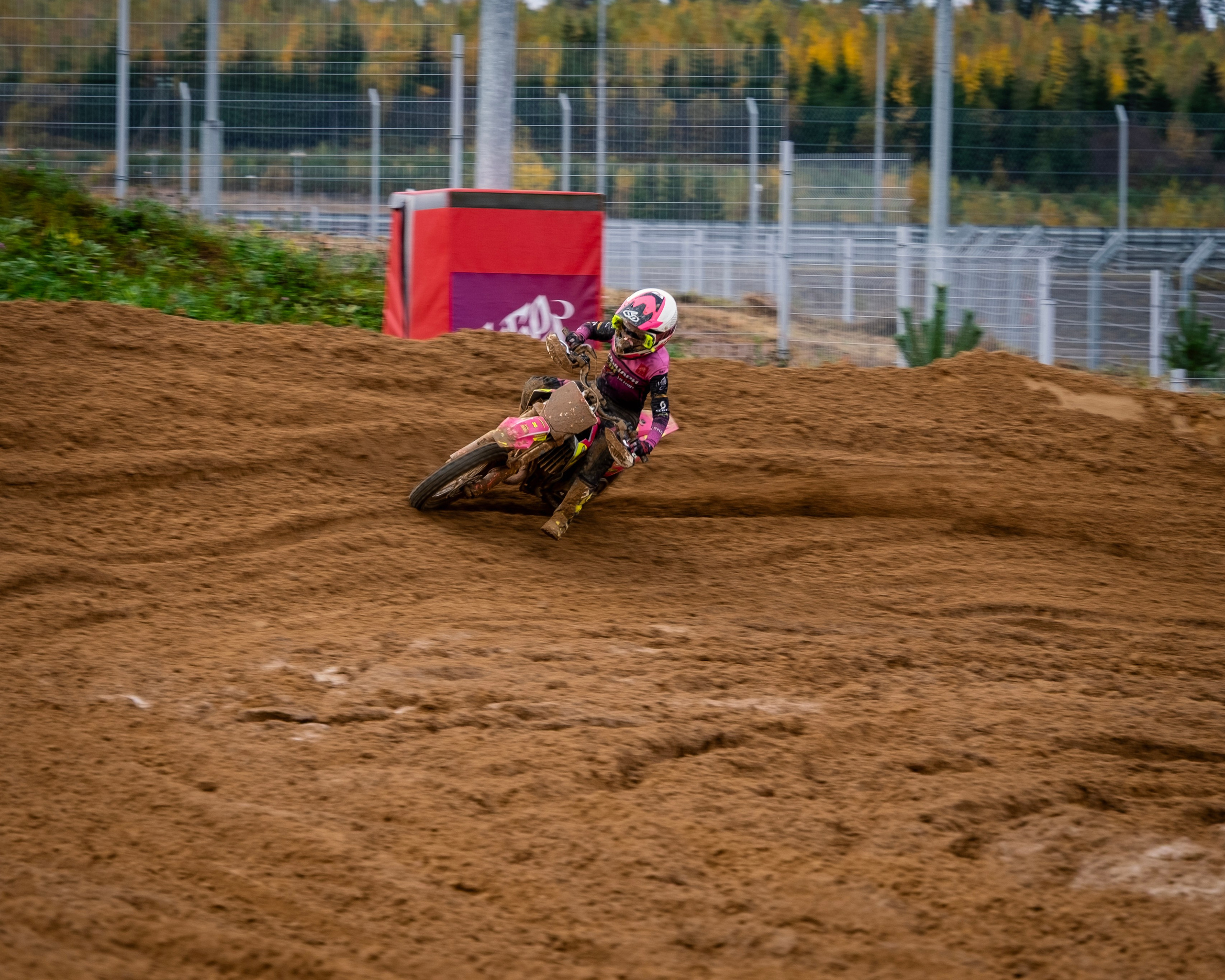 Мотокросс (Игора Драйв). Автомобильные фотографии и рисунки в Санкт-Петербурги Пашков Дмитрий