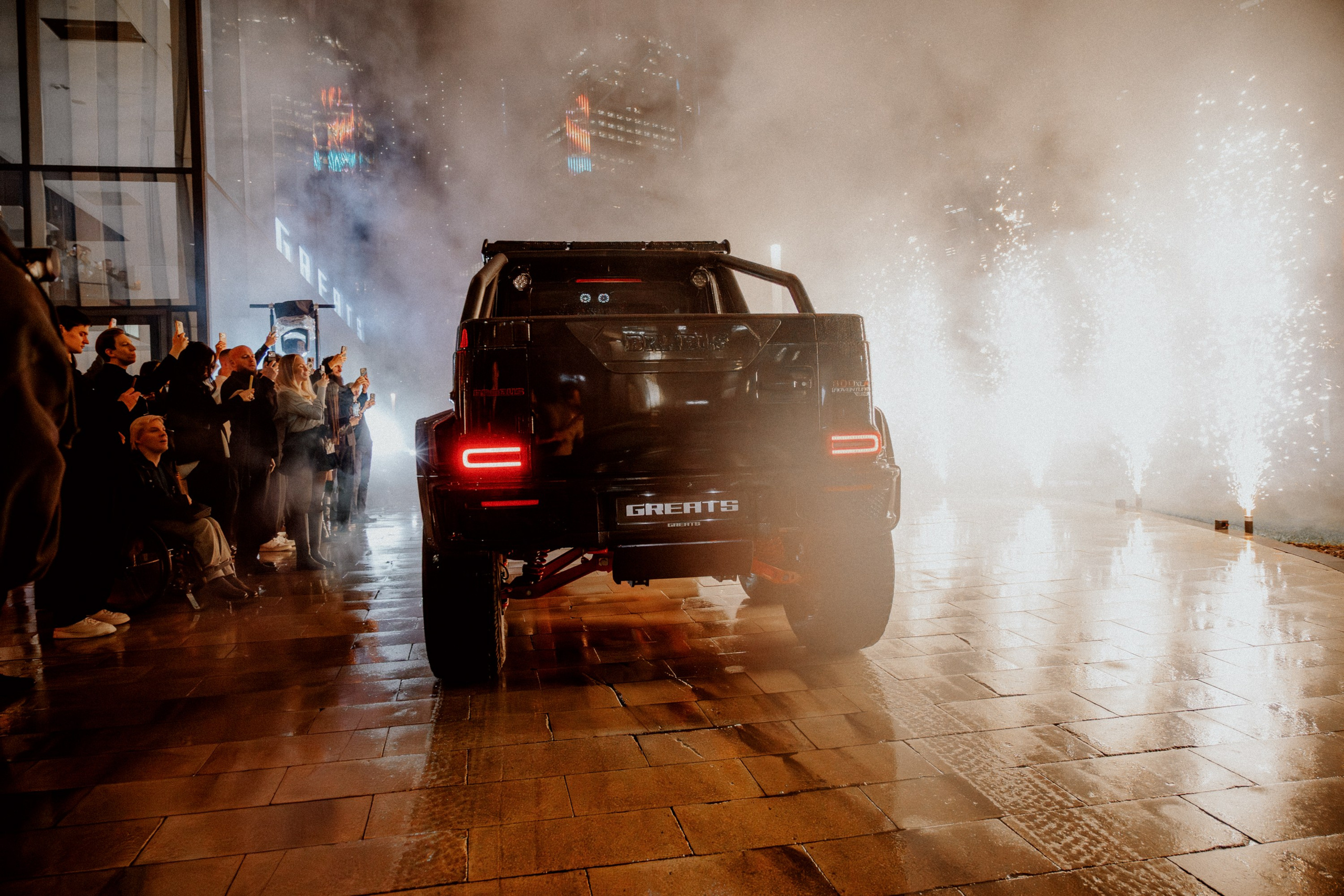 BRABUS X GREATS. Бэкстейдж и репортажный фотограф в Москве Артем Онацко