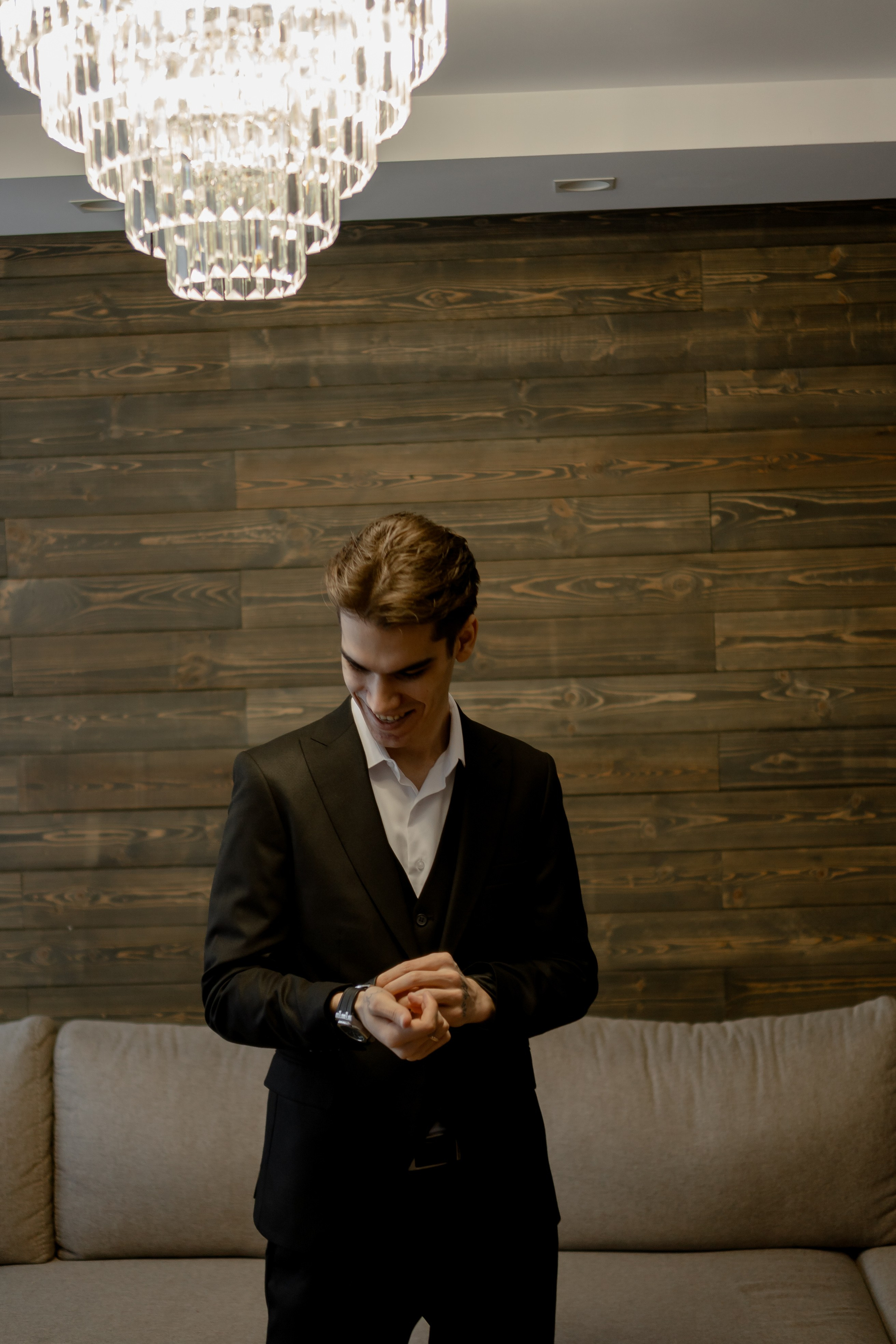 СВАДЕБНАЯ СЬЕМКА СБОРОВ В ОТЕЛЕ И ВЫЕЗД НА ЦЕРЕМОНИЮ (СНЯТО В СИБИРЕ В НИЖНЕВАРТОВСКЕ). Профессиональный фотограф, Санкт-Петербург — Виктория Богомолова