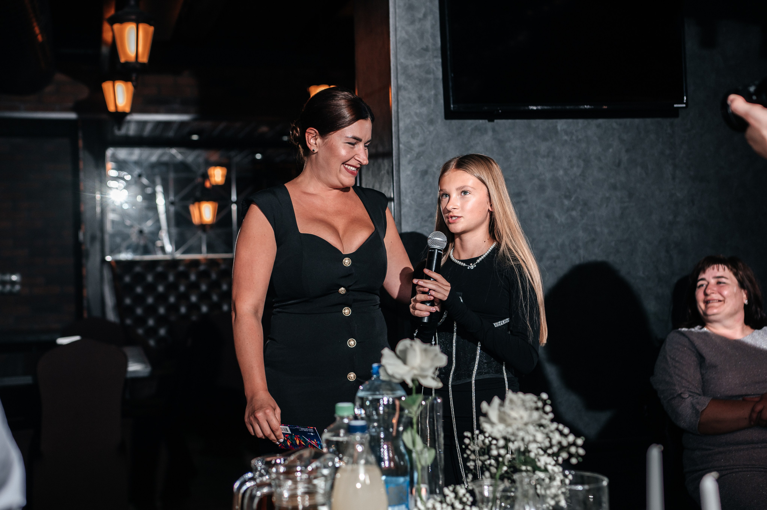 Даниил и Валерия. Черная утка. Полный день. Фотограф Екатерина Бочарникова