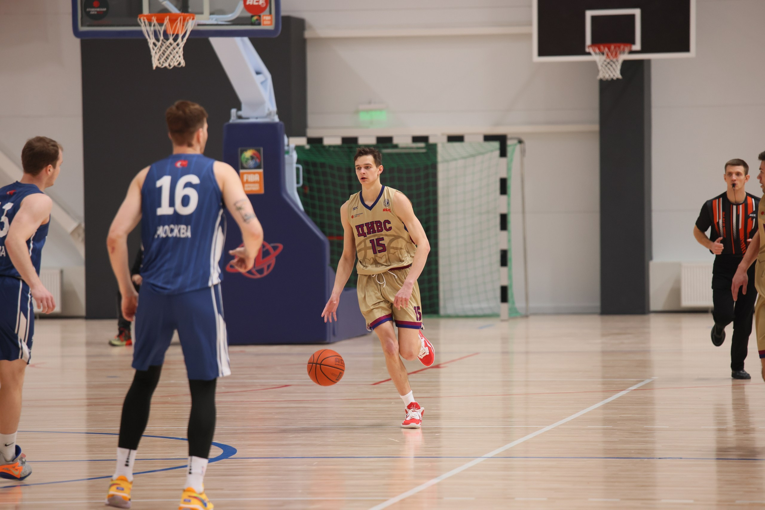 Баскетбол ТулГу VS МГУ. Фотограф в Туле Крупский АнДРей. Фотостудия «КАДР71» в Туле