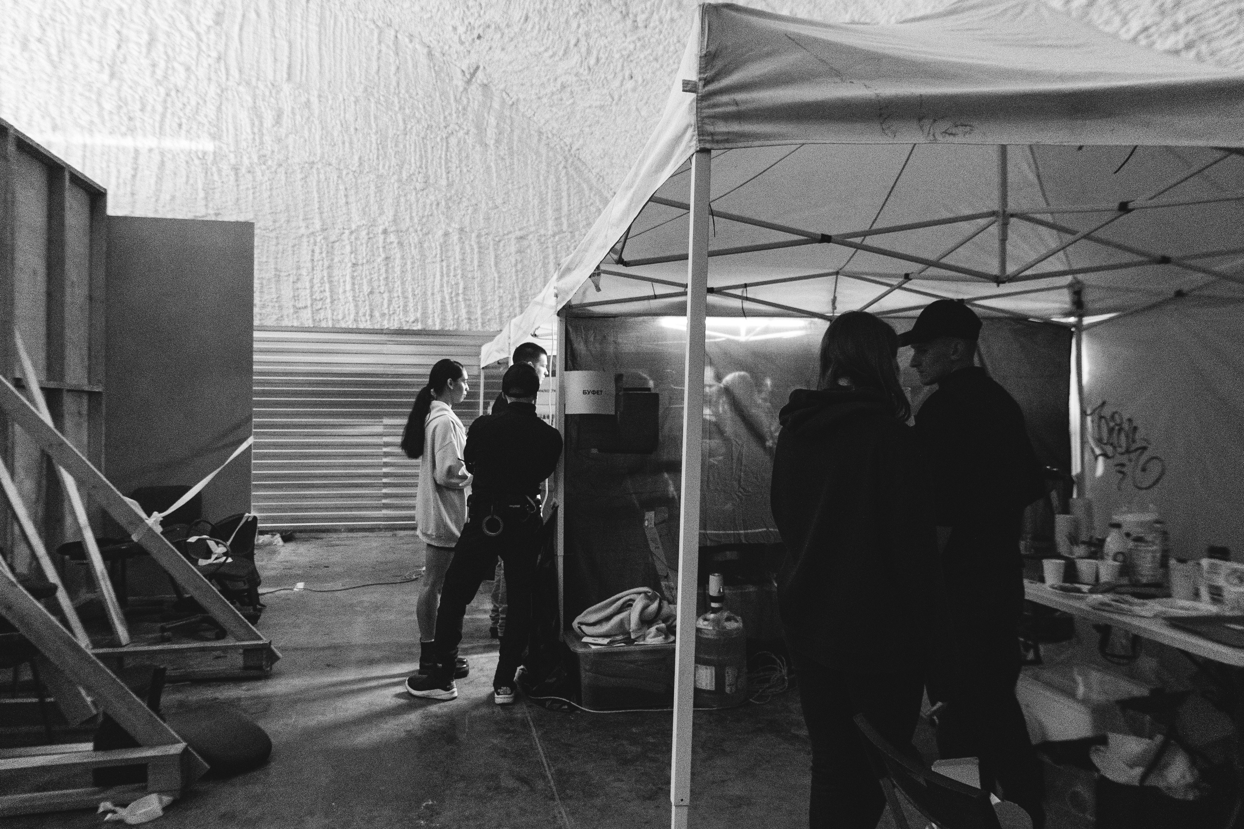 Бэкстеджи. Фотограф Егор Огородов