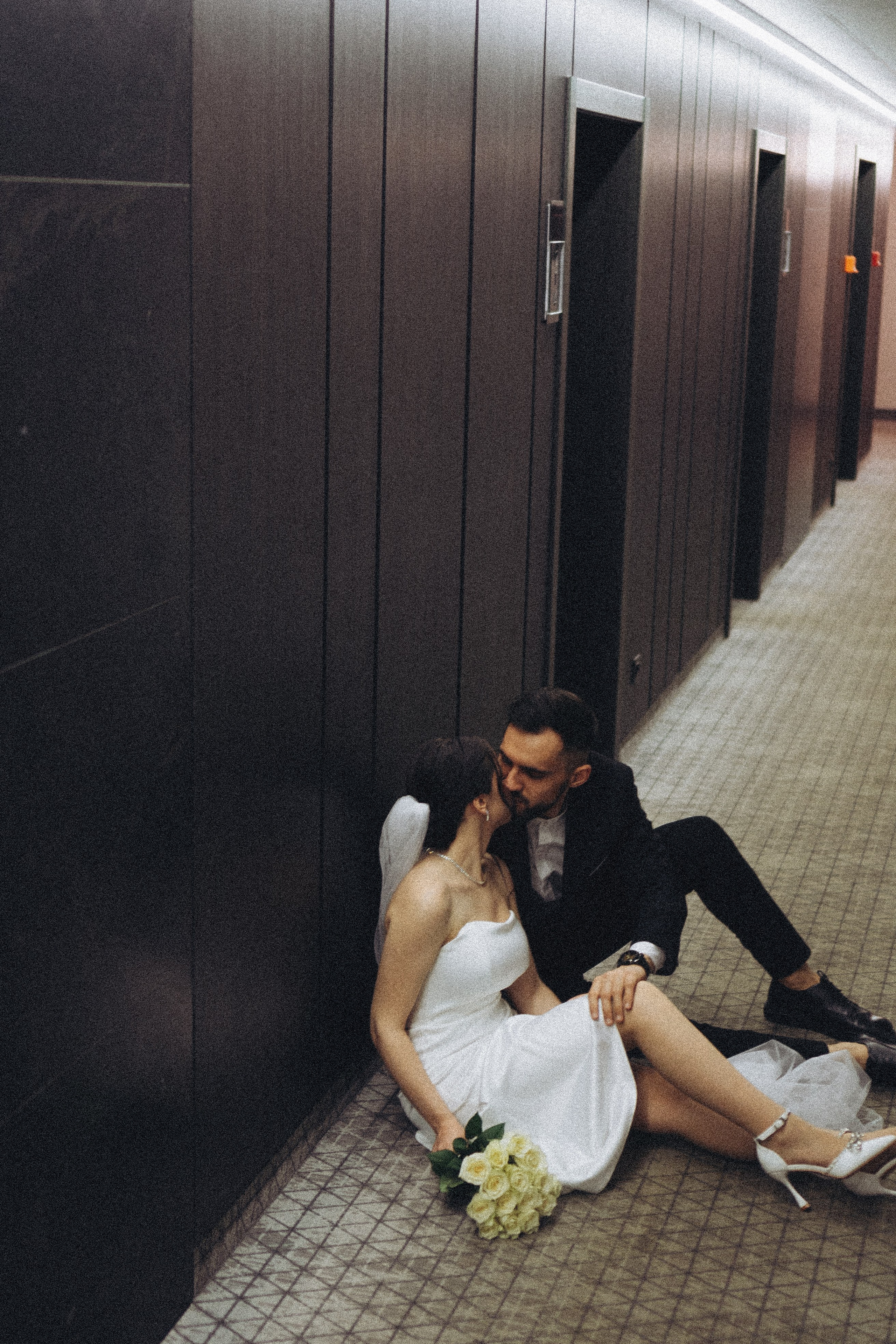 СВАДЕБНАЯ СЬЕМКА СБОРОВ ЖЕНИХА И НЕВЕСТЫ В ОТЕЛЕ И ТАКЖЕ ФОТОСЕССИИЯ В ОТЕЛЕЕ МЕГАПОЛИС БРЯНСК. Профессиональный фотограф, Санкт-Петербург — Виктория Богомолова