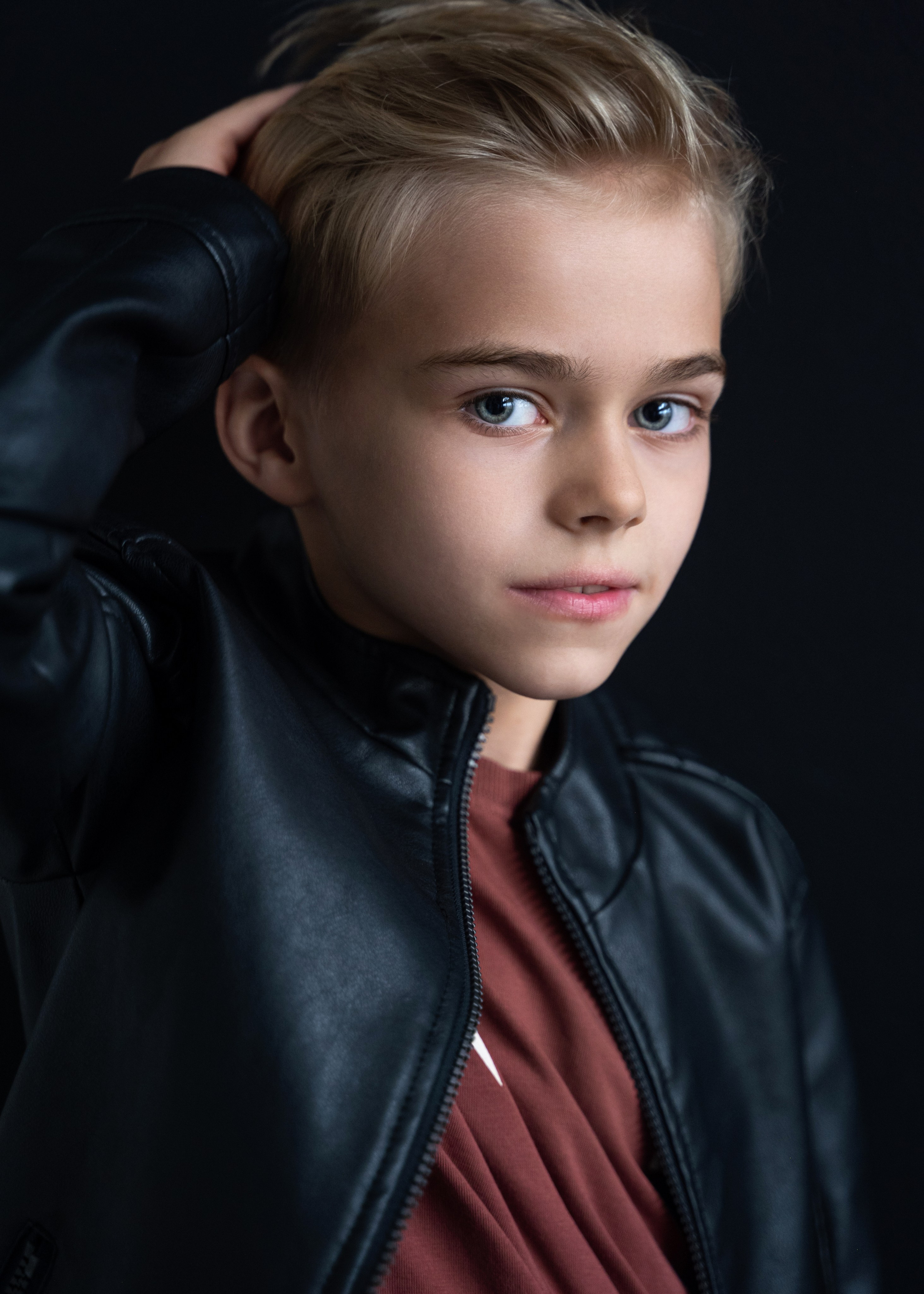 Иван. Фотограф Москва Виктория Вишневская актерское / модельное портфолио